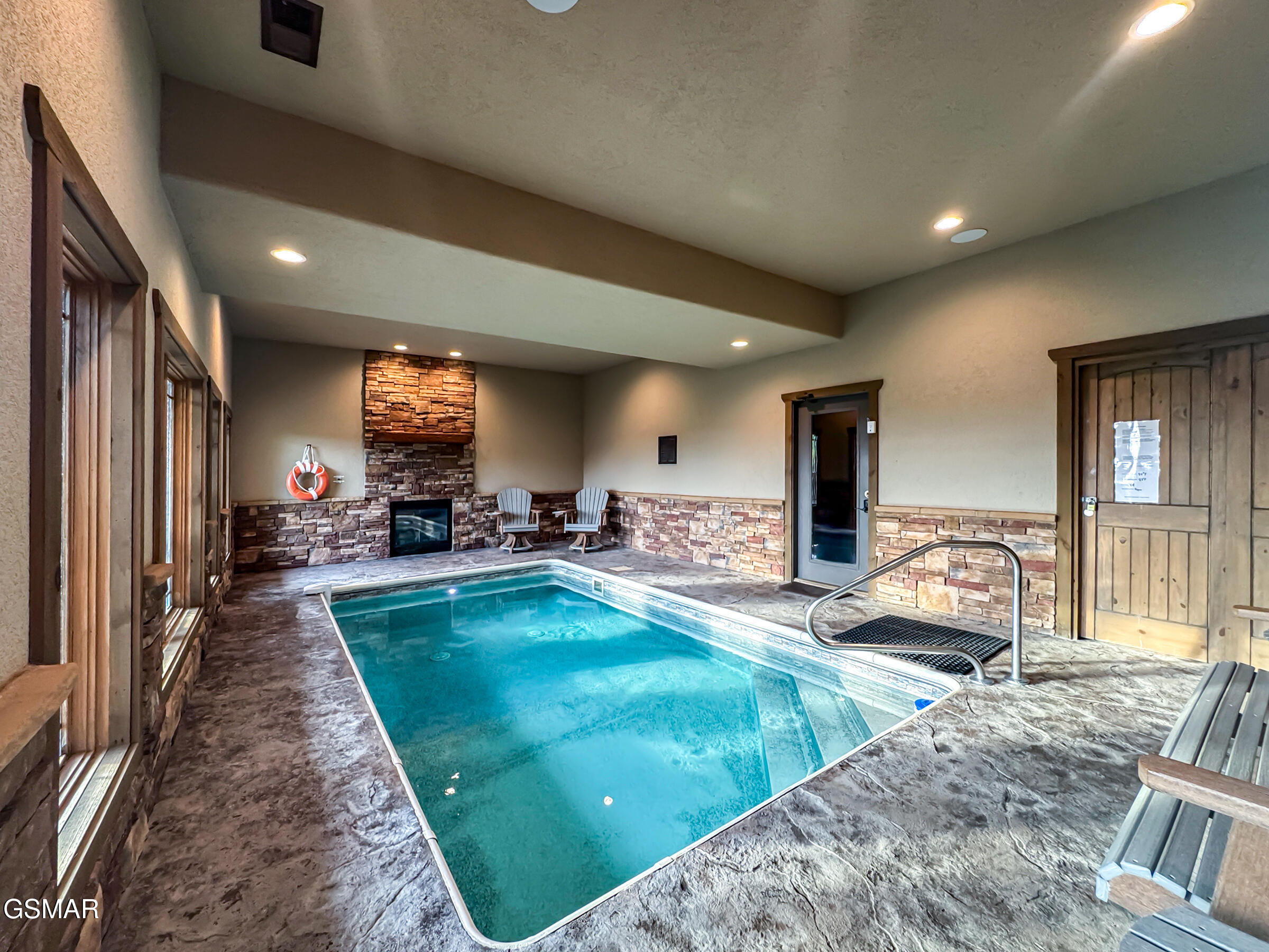 2344 Coopers Hawk Way Sevierville TN 37862