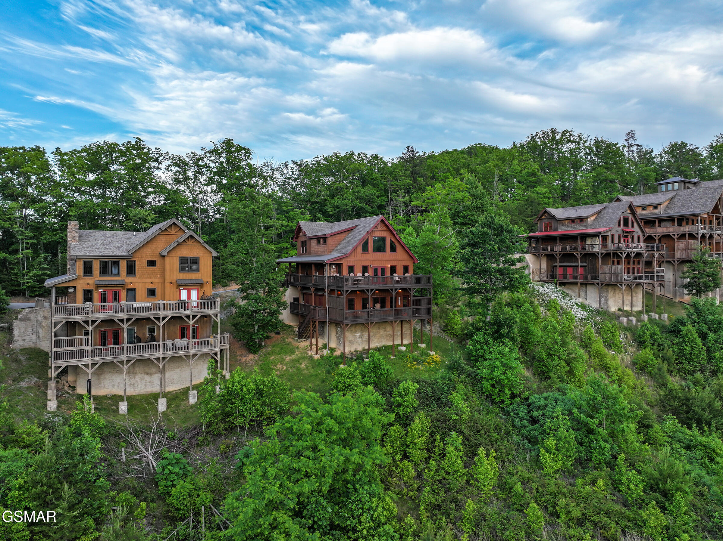 2344 Coopers Hawk Way Sevierville TN 37862