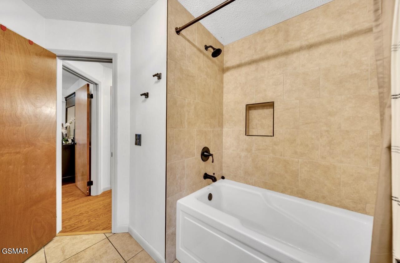 2119 N Tamins Drive Gatlinburg TN 37738