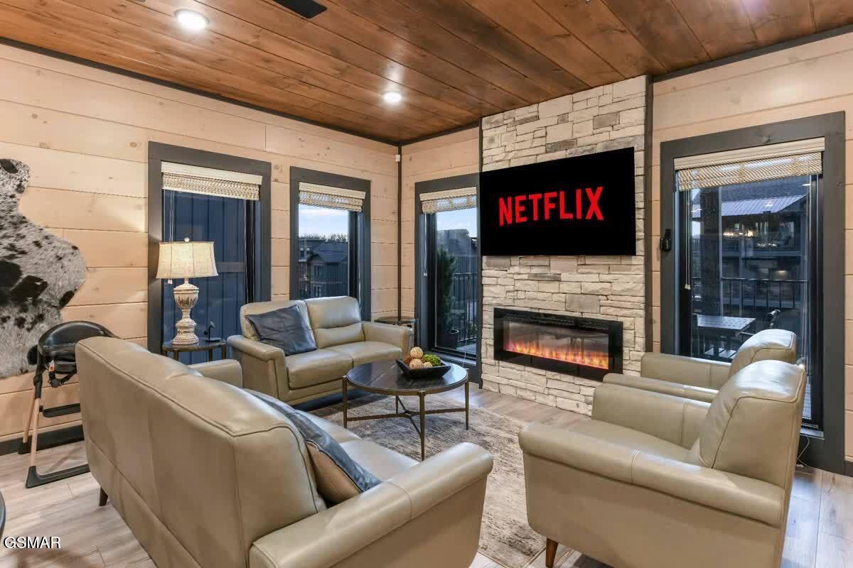 285 Rambling Creek Way Sevierville TN 37862