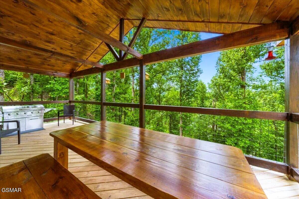 344 Silverbell Hgts Lane Gatlinburg TN 37738