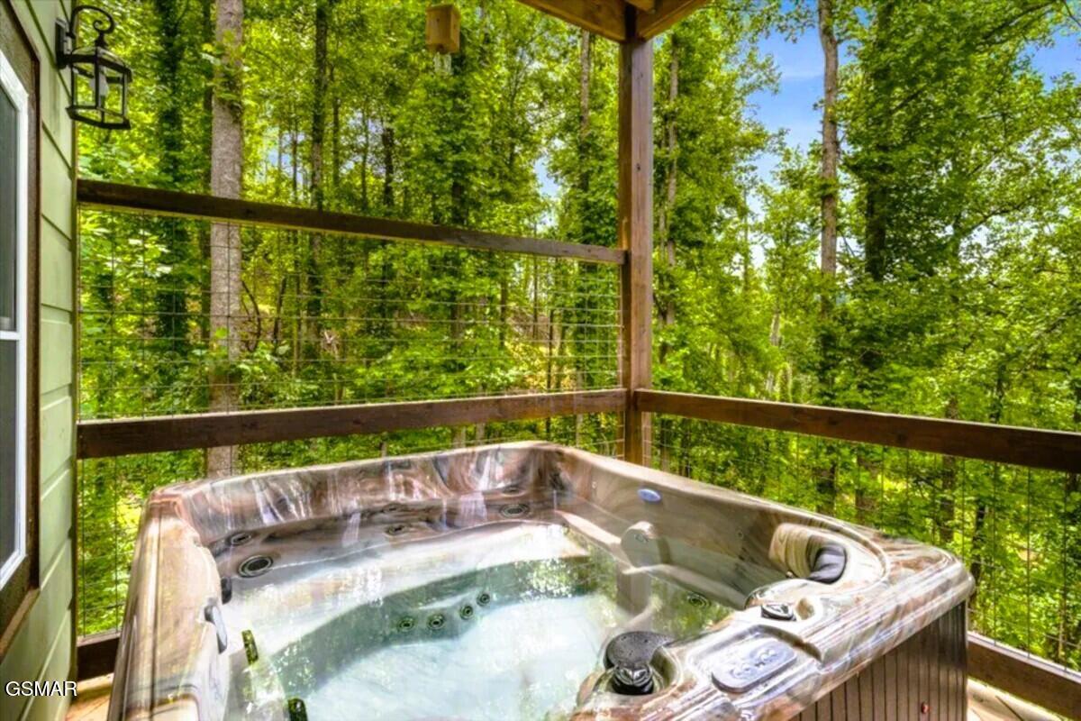 344 Silverbell Hgts Lane Gatlinburg TN 37738