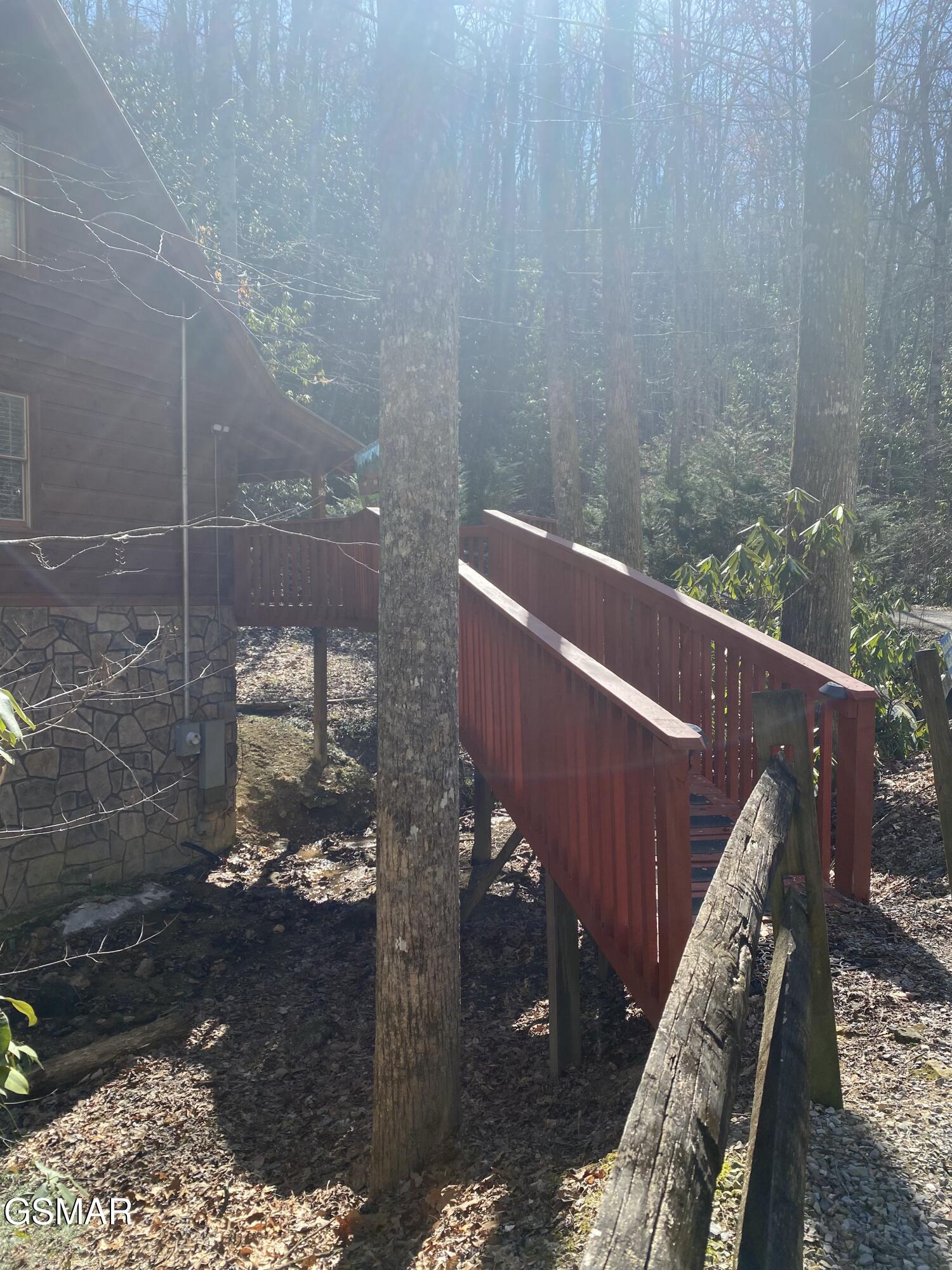 1823 Laurel Valley Way Sevierville TN 37862