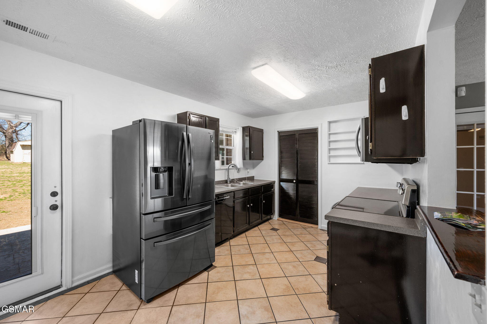 673 Ross Drive Dandridge TN 37725