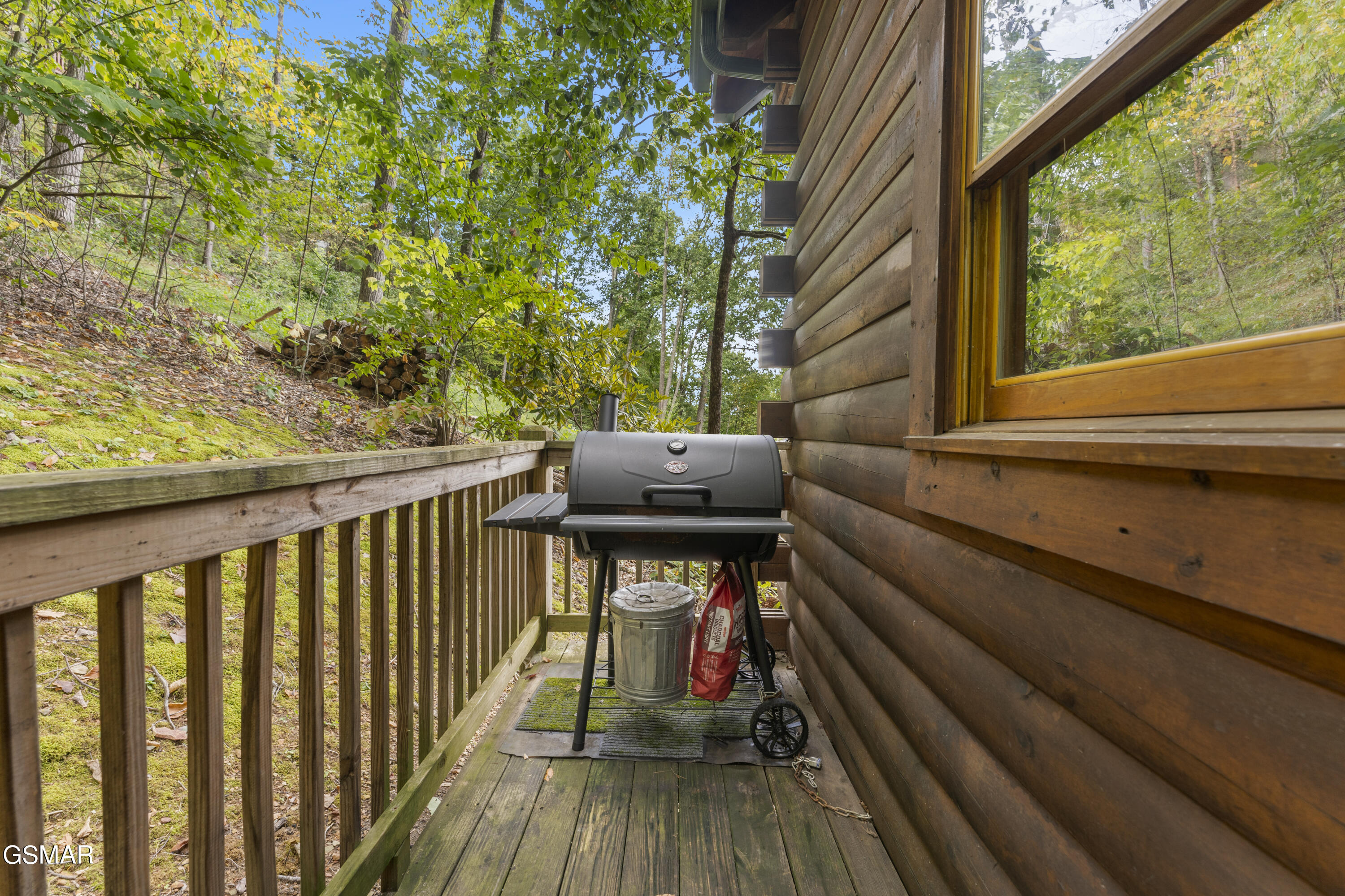 1814 Rhododendron Lane Sevierville TN 37876