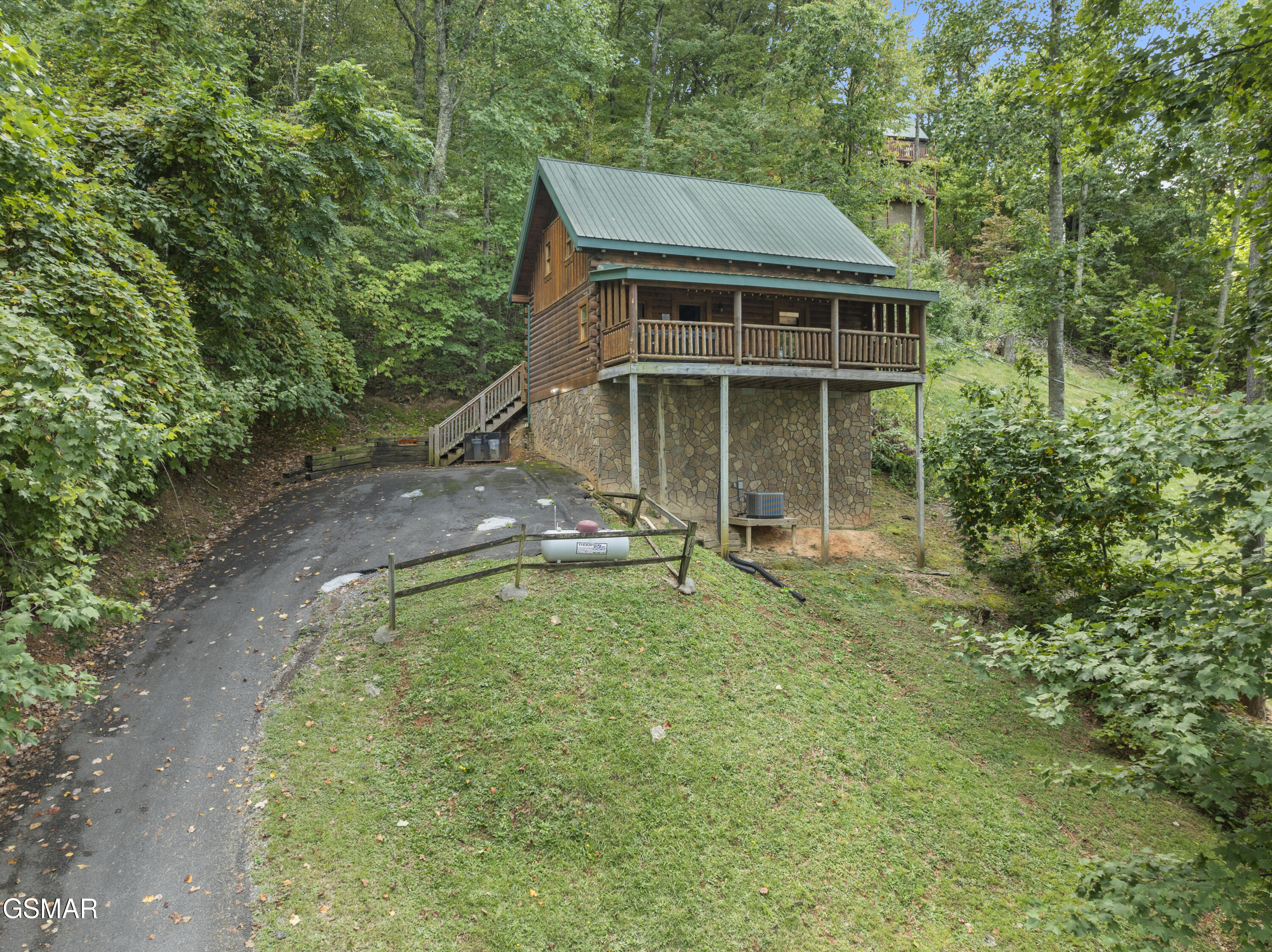 1814 Rhododendron Lane Sevierville TN 37876