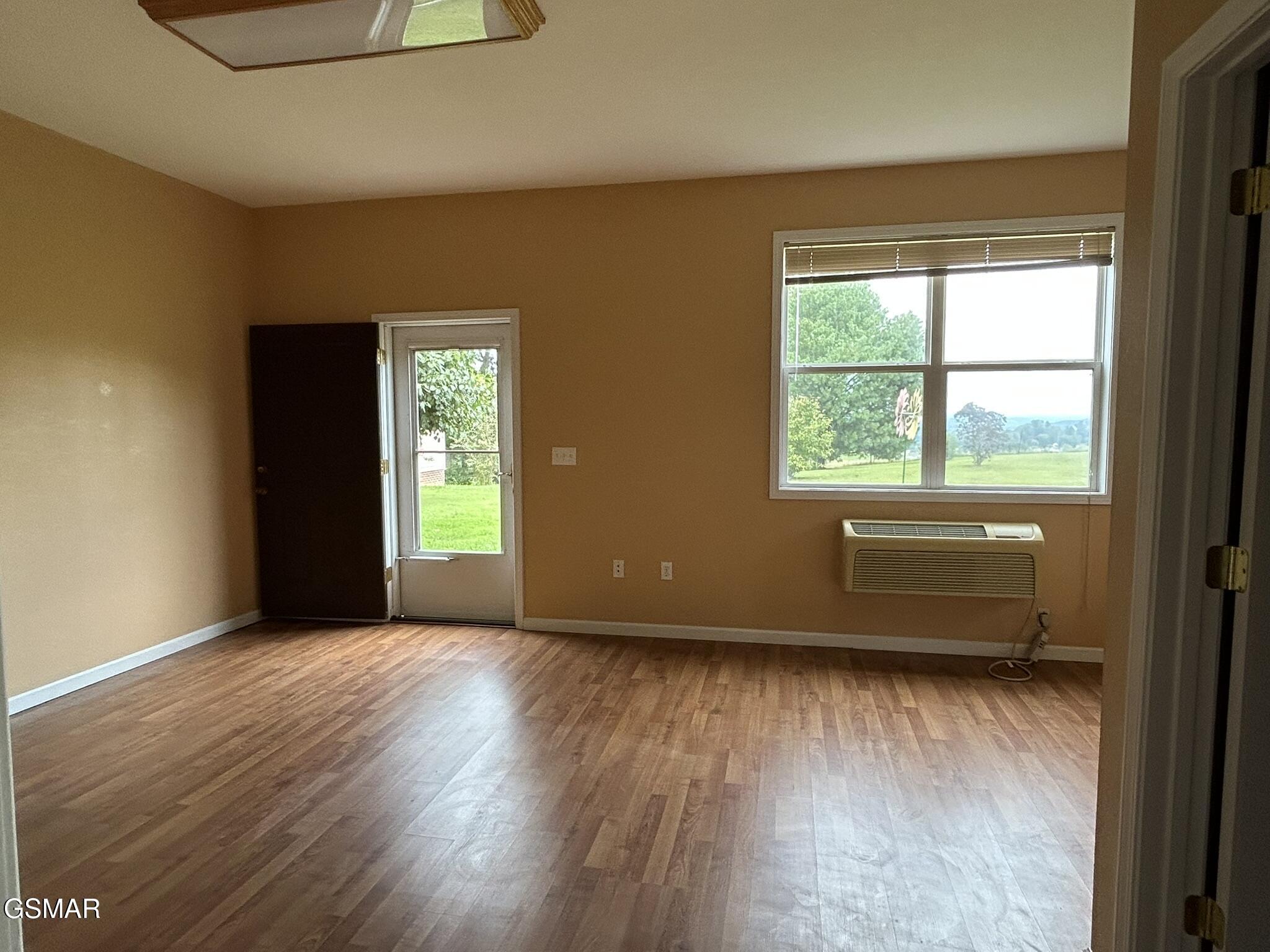 1861 Big Buck Lane Sevierville TN 37876