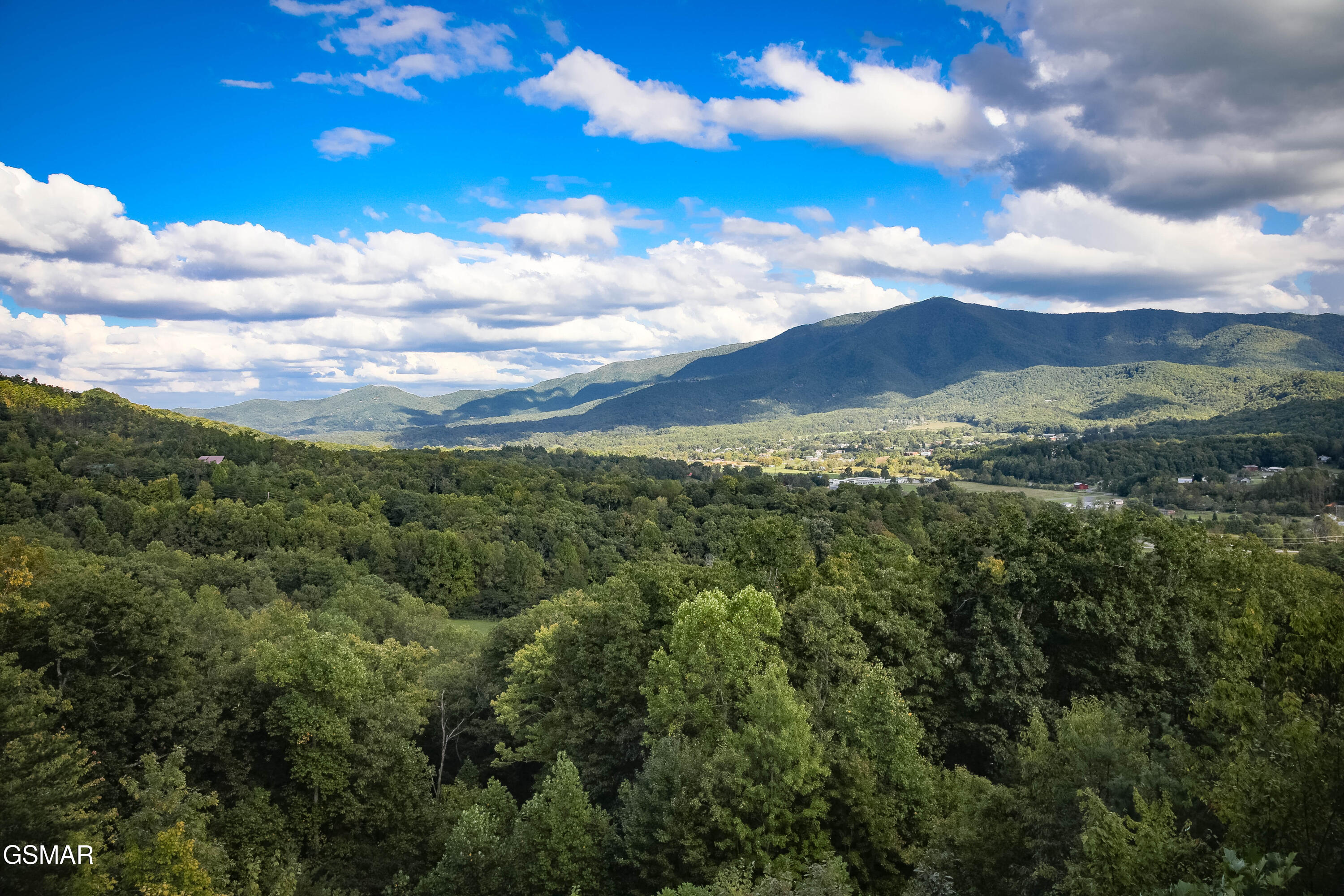 4248 Teaberry Vista Lane Sevierville TN 37862