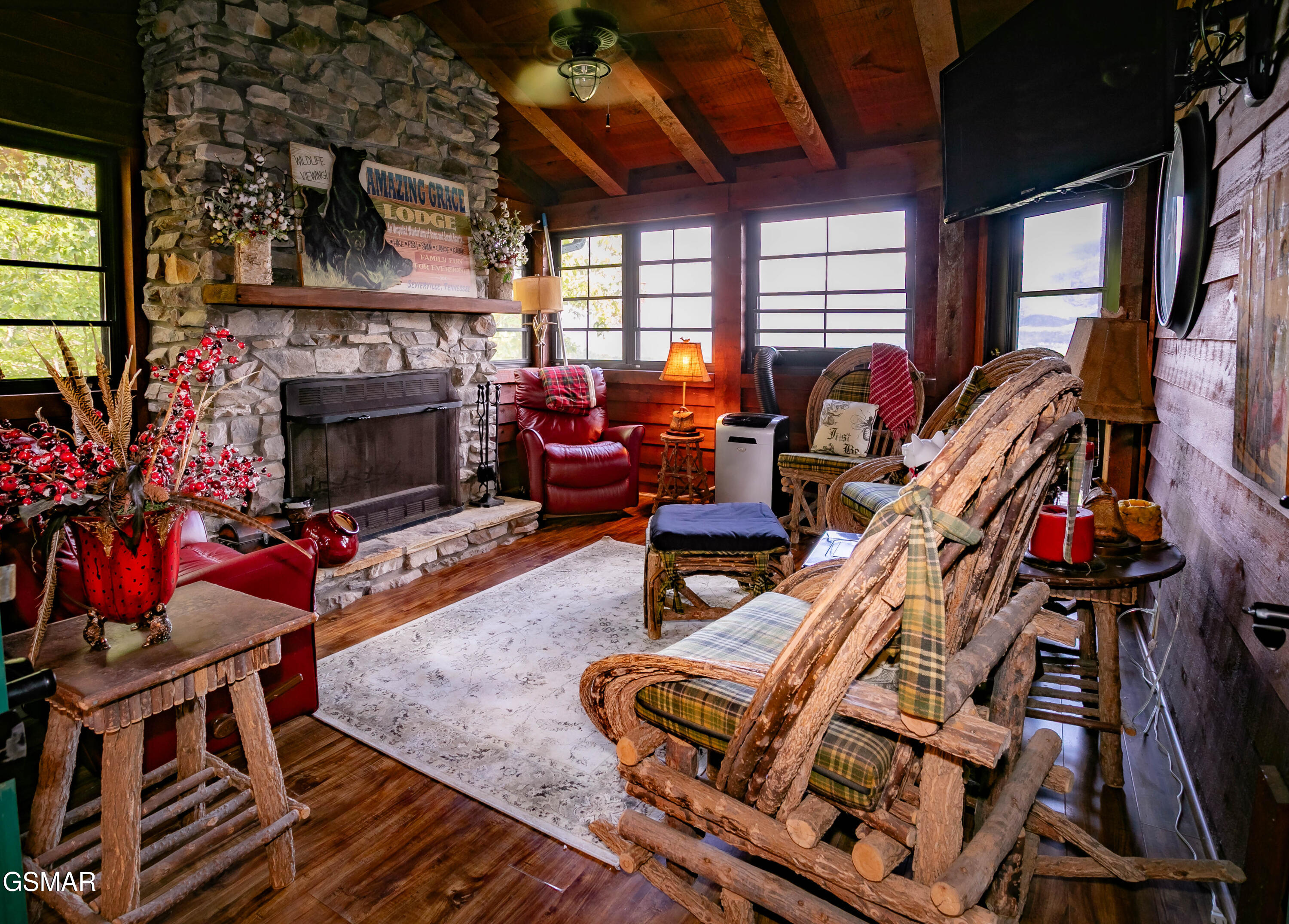 4248 Teaberry Vista Lane Sevierville TN 37862