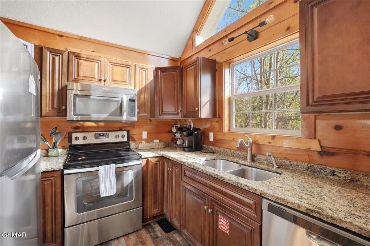 623 Country Oaks Drive Pigeon Forge TN 37863