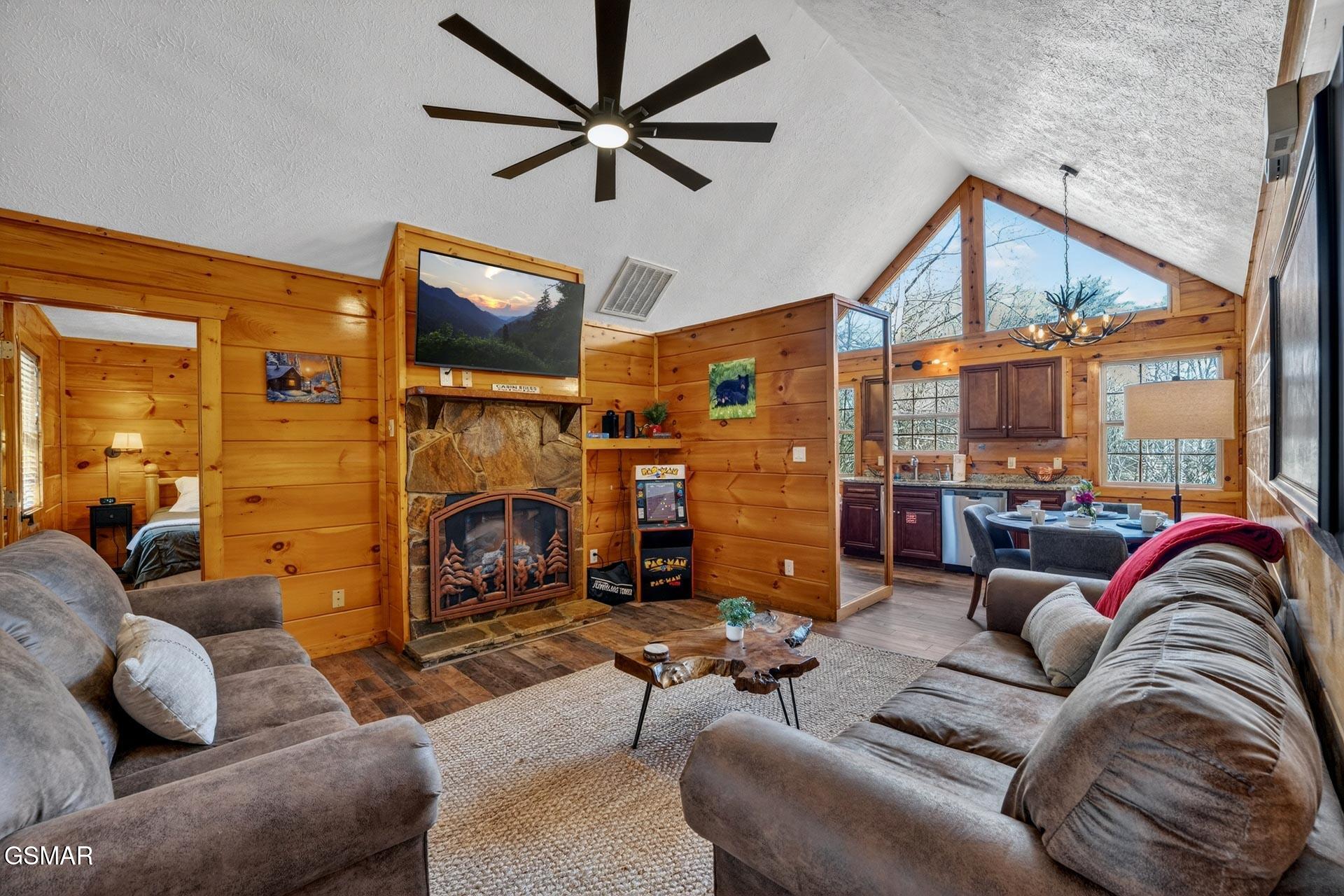 623 Country Oaks Drive Pigeon Forge TN 37863