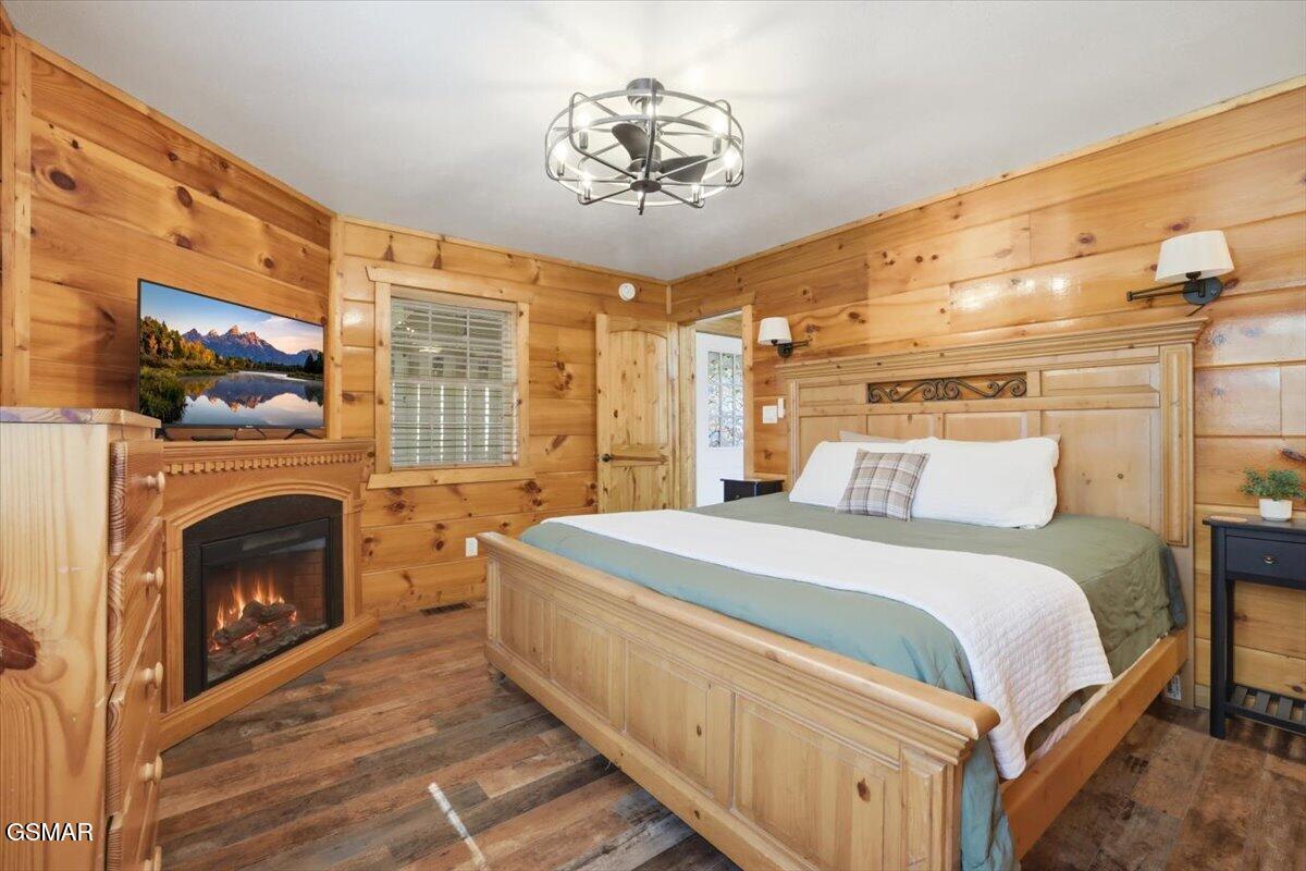 623 Country Oaks Drive Pigeon Forge TN 37863