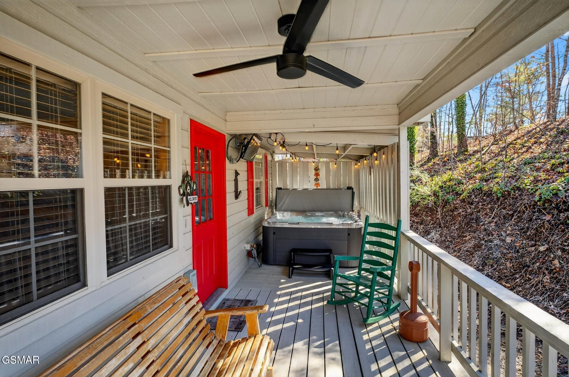 623 Country Oaks Drive Pigeon Forge TN 37863