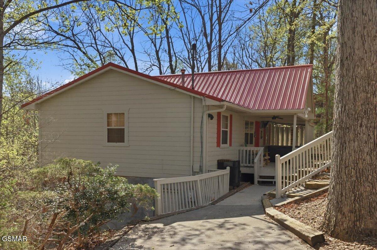 623 Country Oaks Drive Pigeon Forge TN 37863