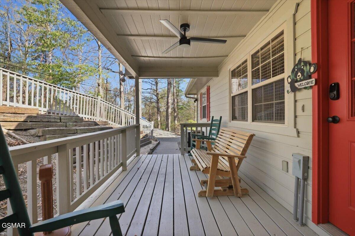623 Country Oaks Drive Pigeon Forge TN 37863