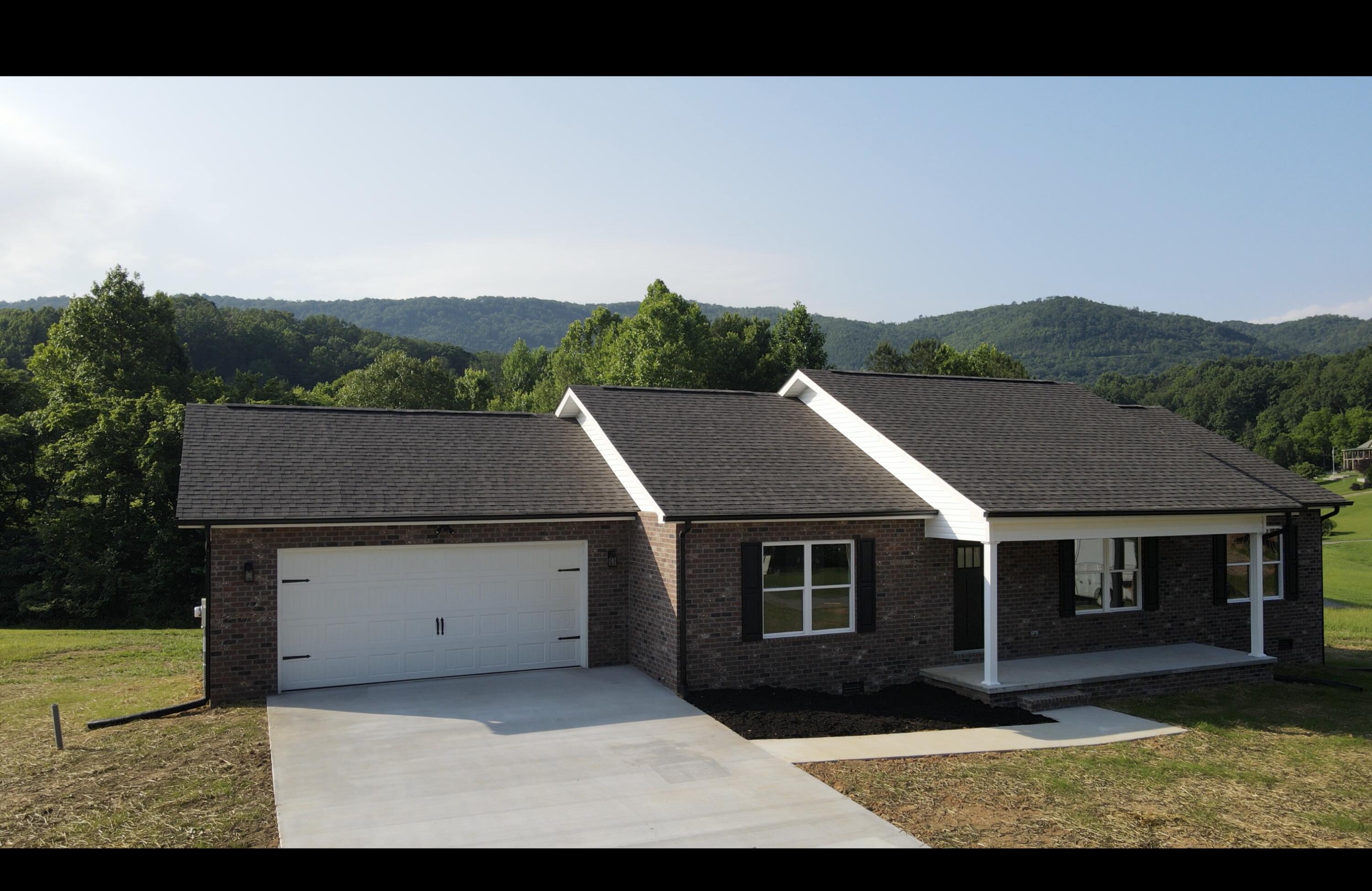 2520 Schisandra Lane Cosby TN 37722