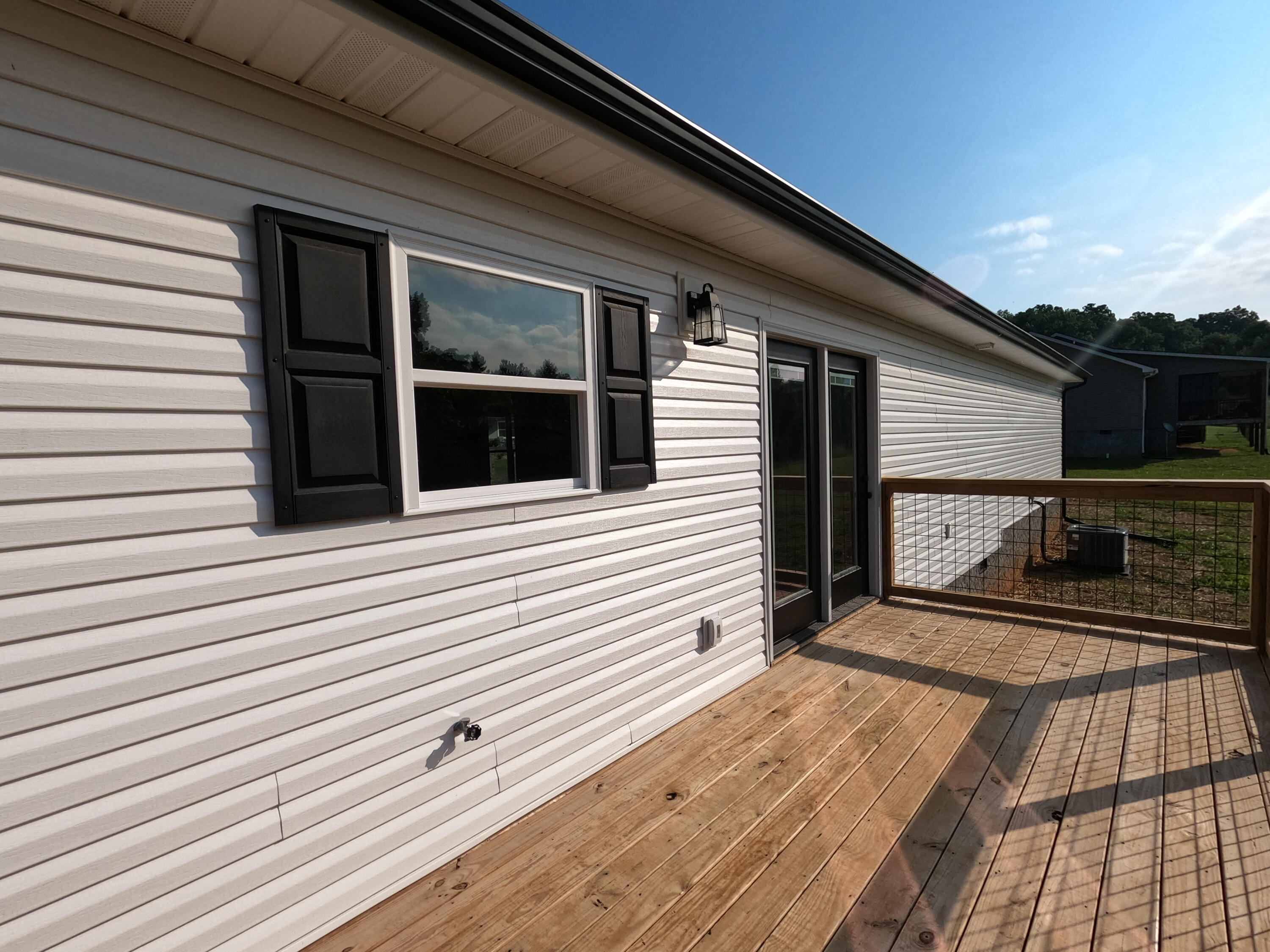 2520 Schisandra Lane Cosby TN 37722