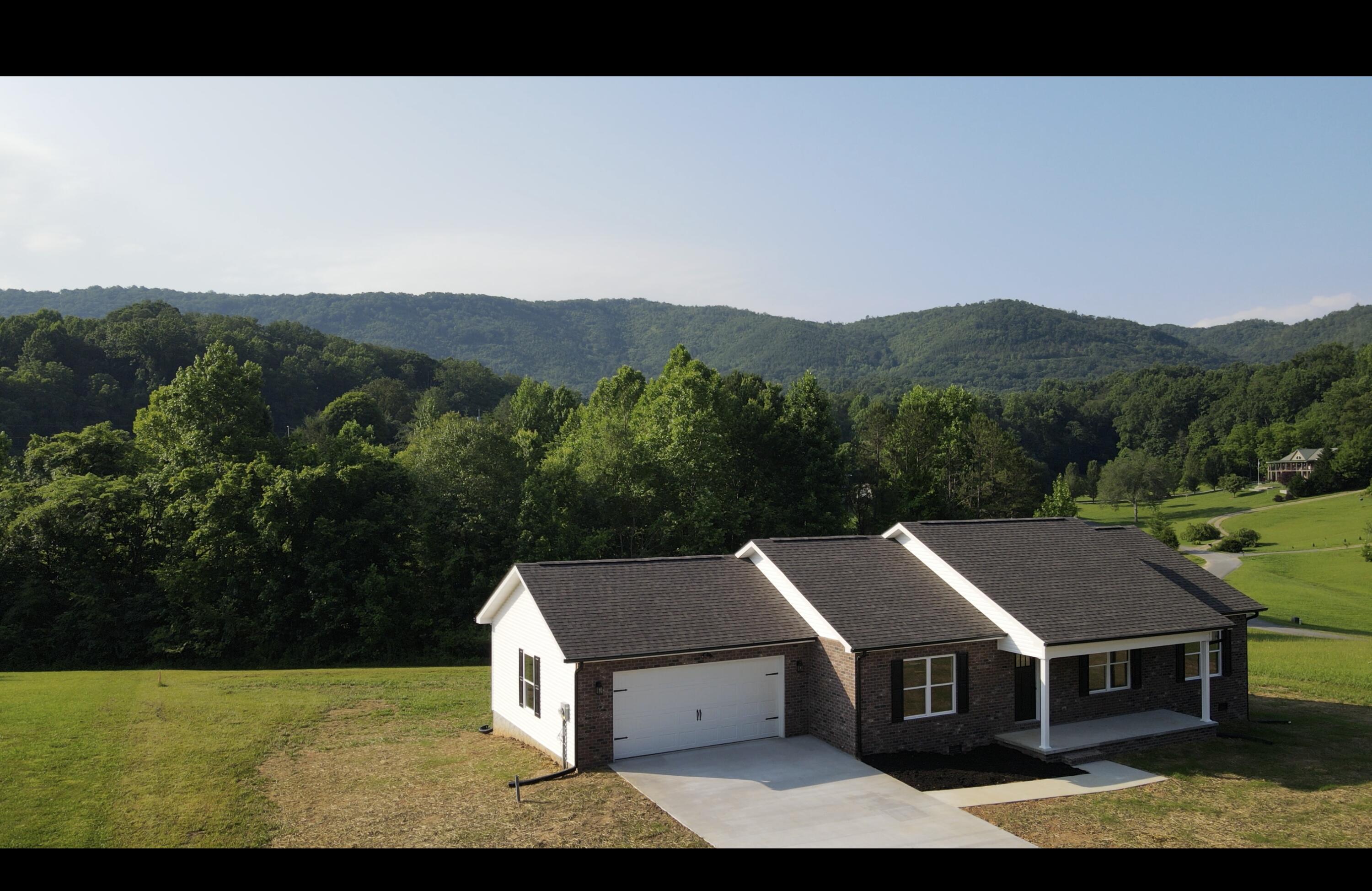 2520 Schisandra Lane Cosby TN 37722