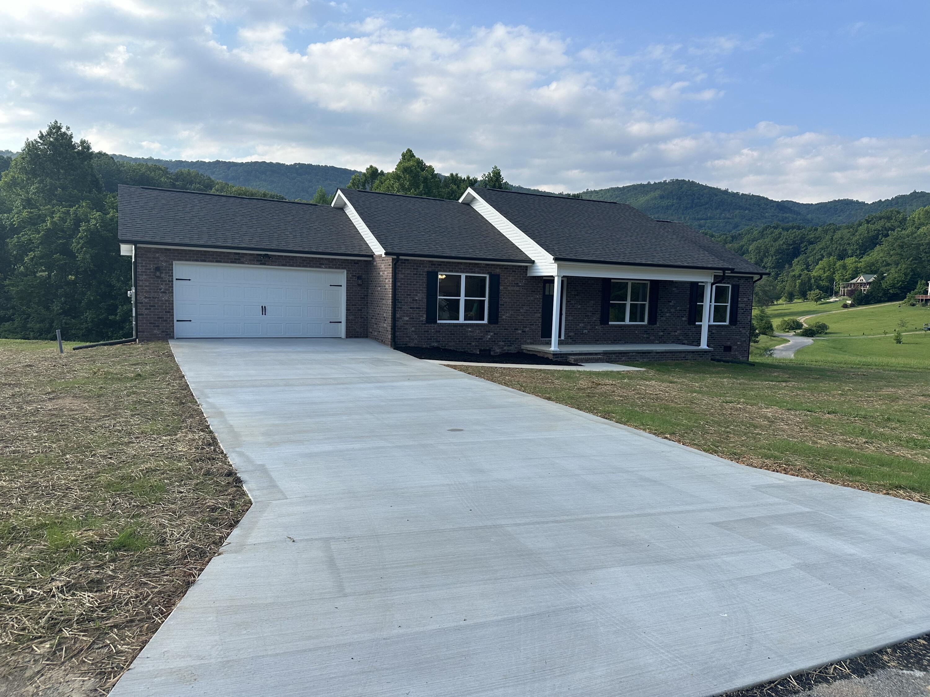 2520 Schisandra Lane Cosby TN 37722
