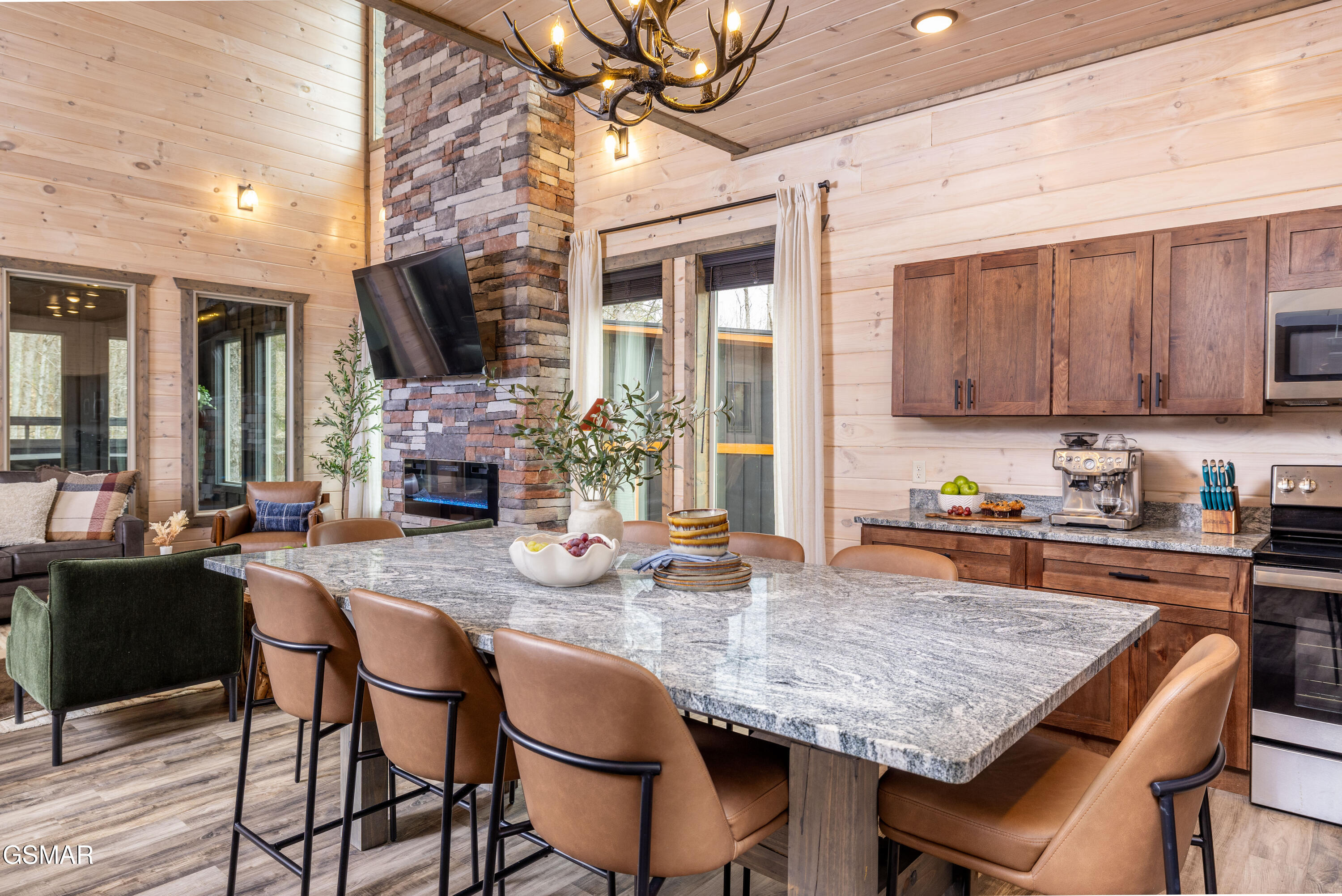 456 Winfield Heights Road Gatlinburg TN 37738