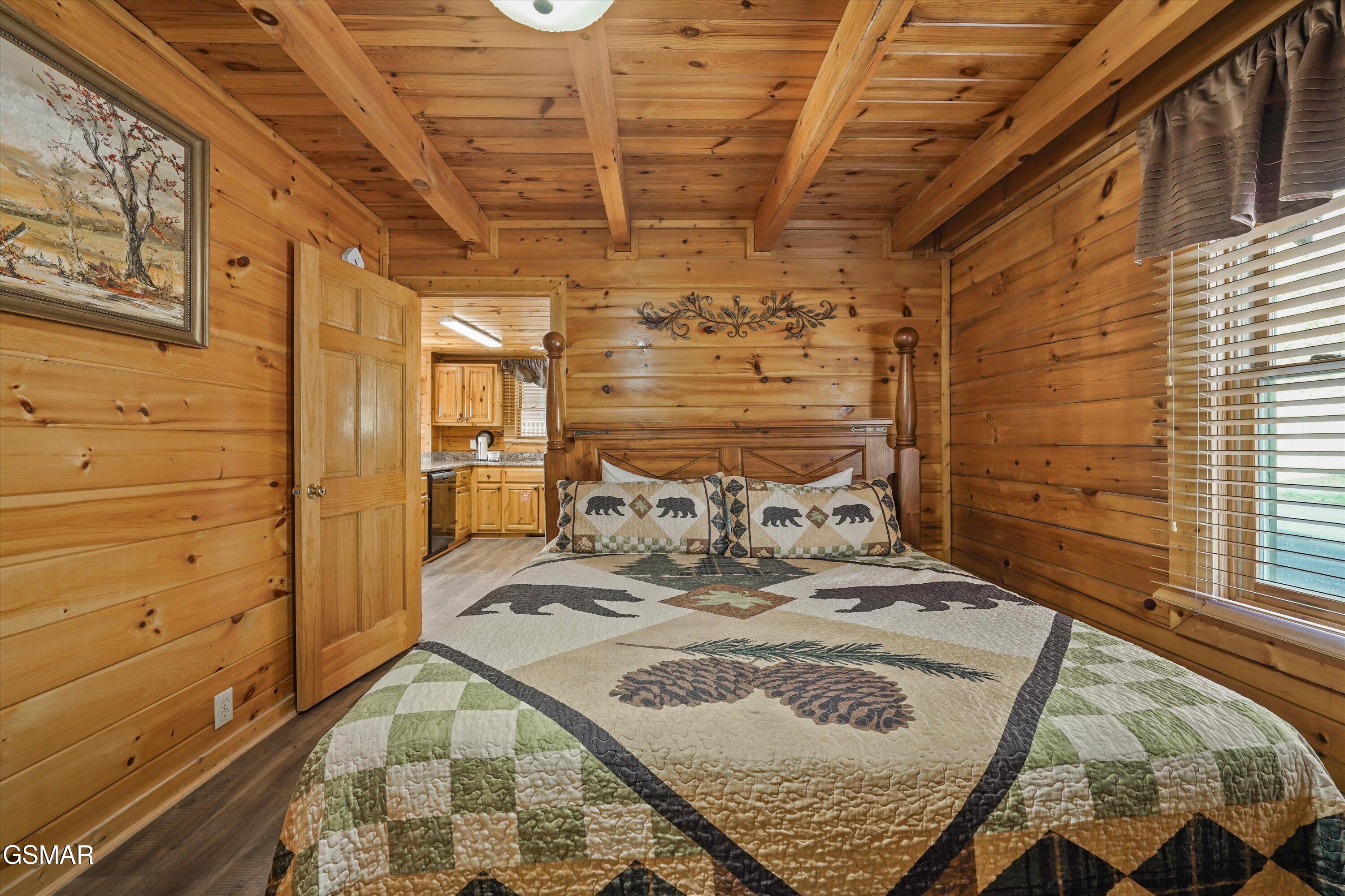 4449 Forest Vista Way Pigeon Forge TN 37863