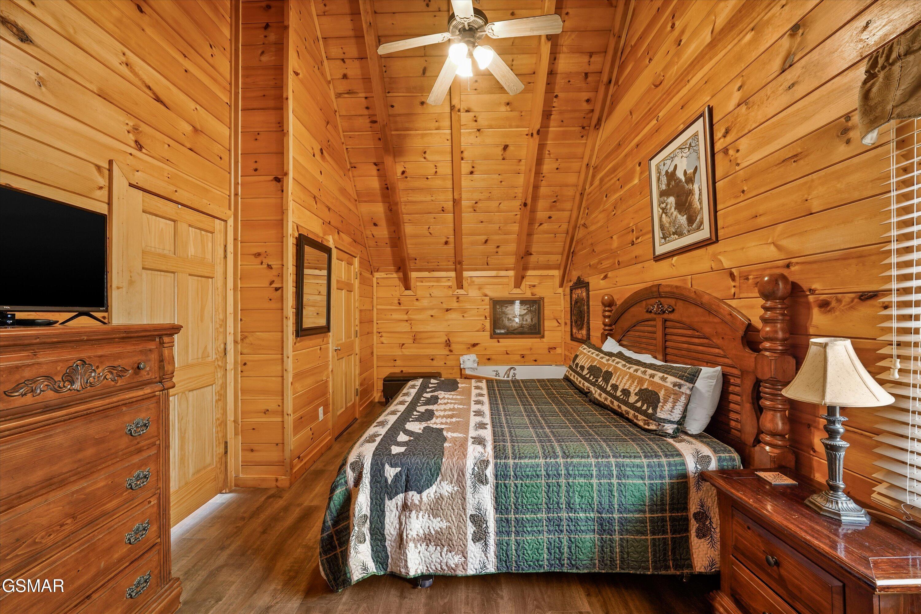 4449 Forest Vista Way Pigeon Forge TN 37863