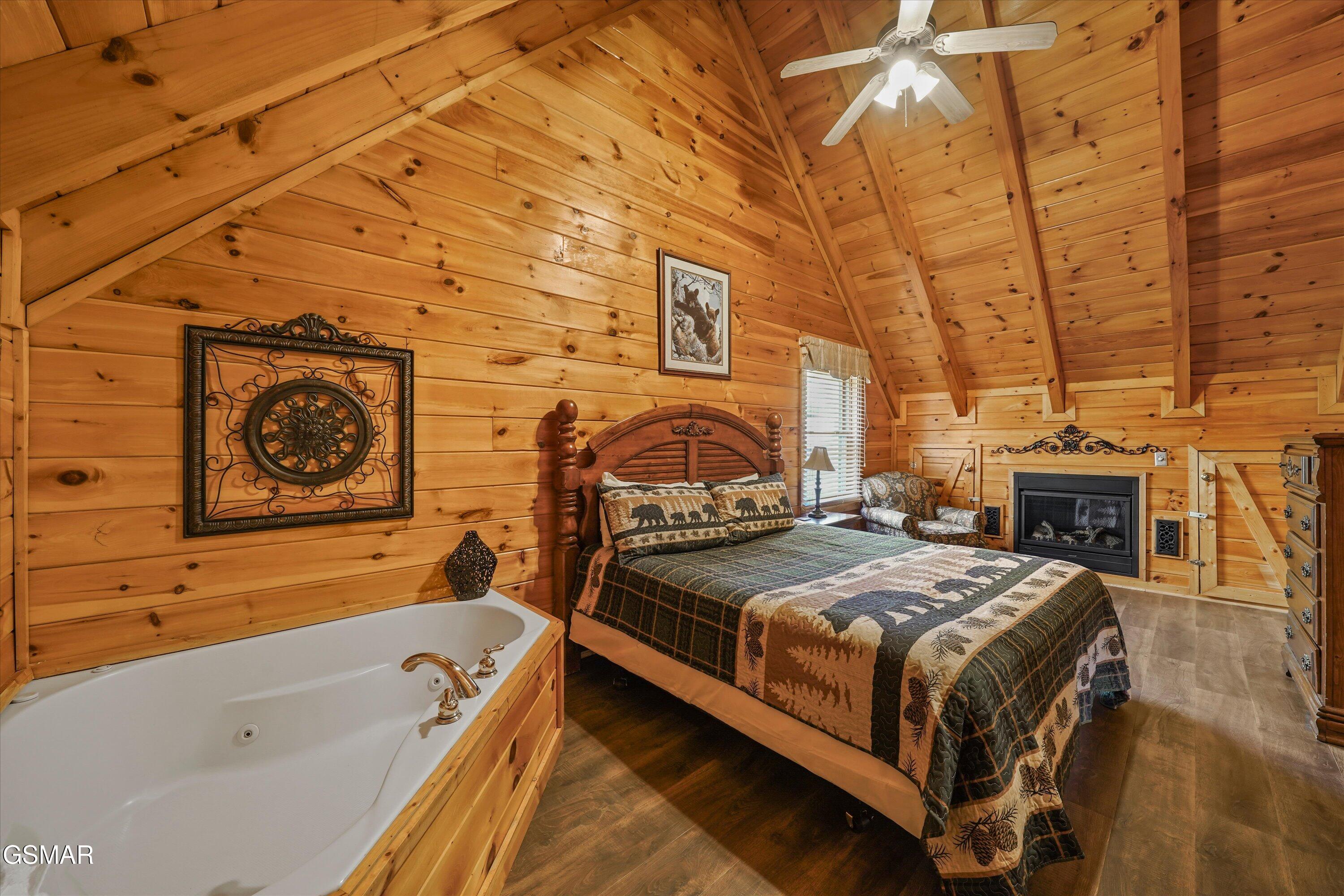 4449 Forest Vista Way Pigeon Forge TN 37863