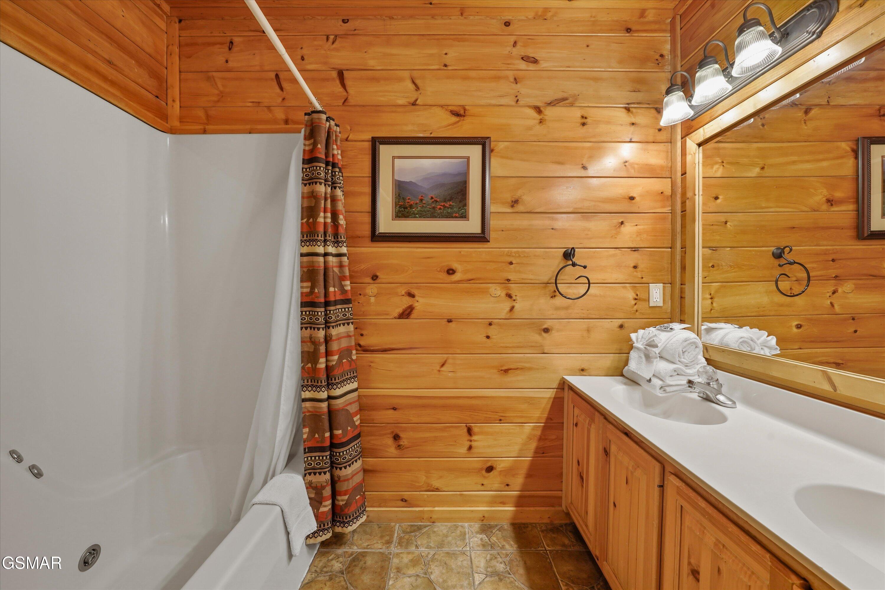 4449 Forest Vista Way Pigeon Forge TN 37863