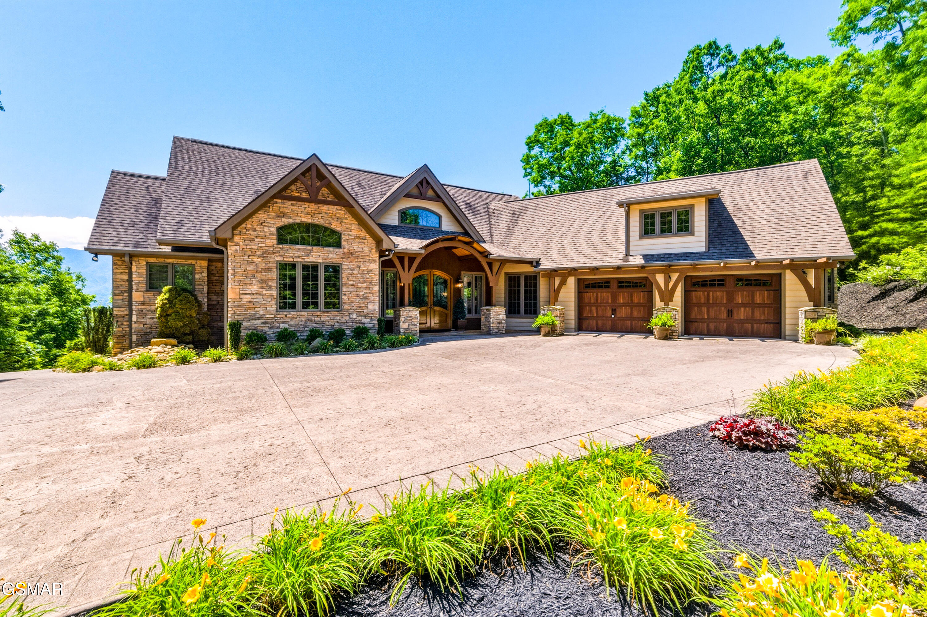 824 Laurel Top Way Gatlinburg TN 37738