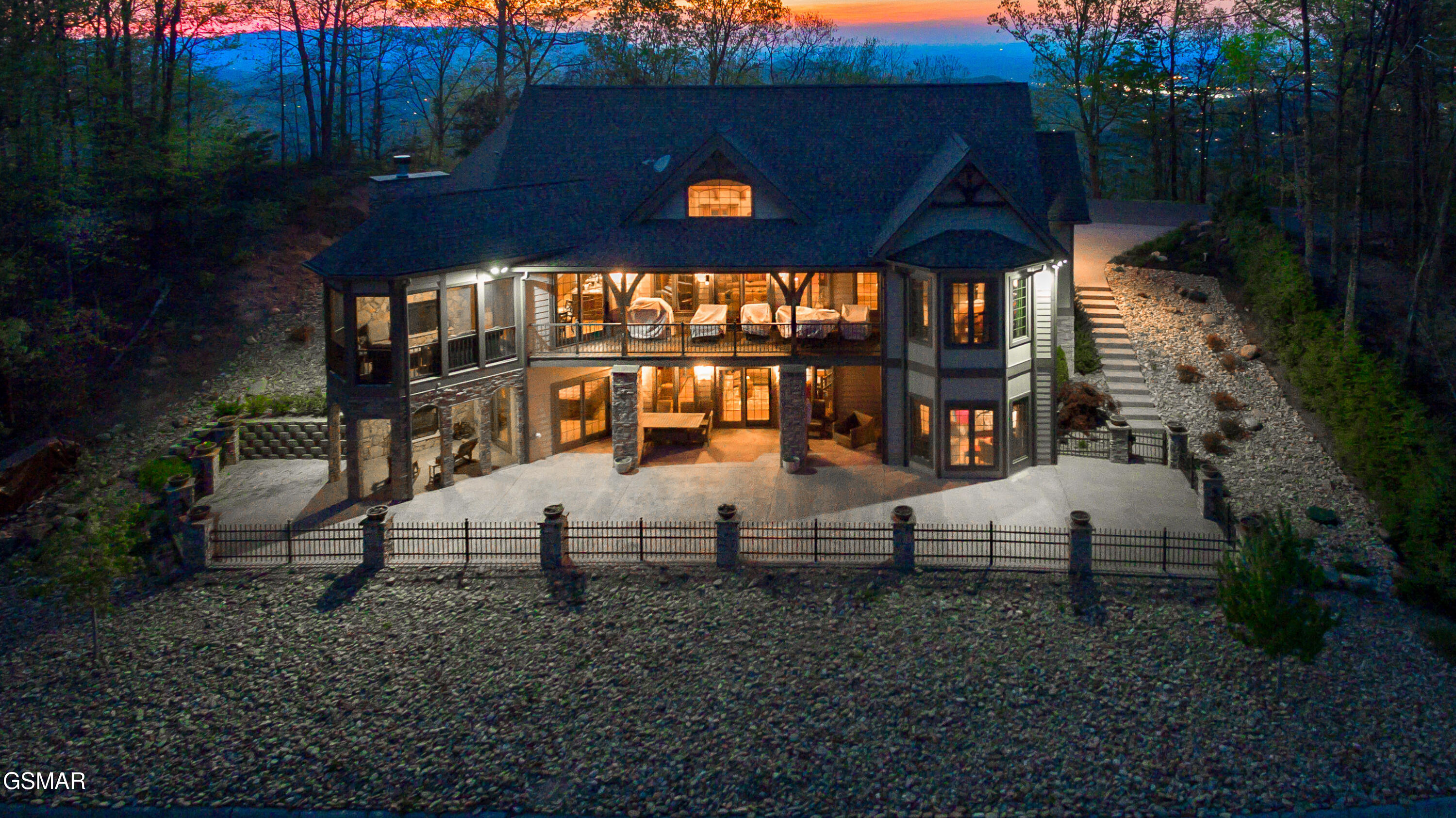824 Laurel Top Way Gatlinburg TN 37738