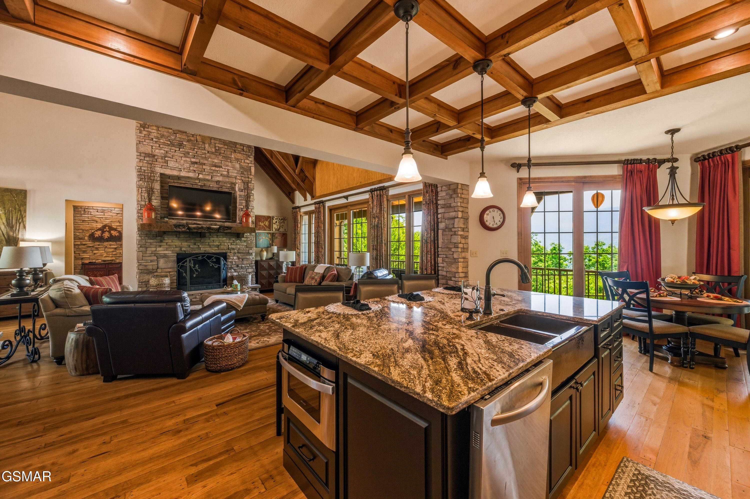 824 Laurel Top Way Gatlinburg TN 37738