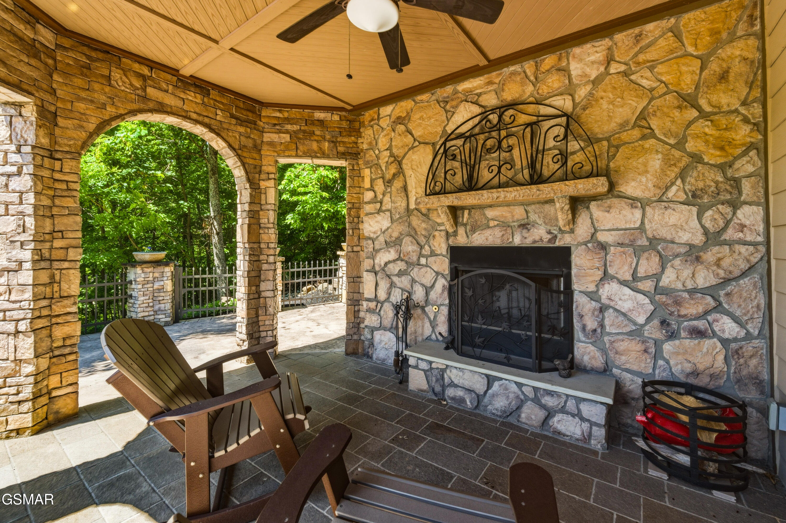 824 Laurel Top Way Gatlinburg TN 37738