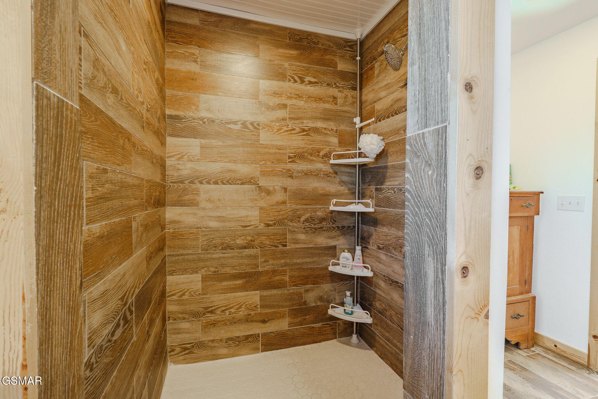 1642 Little Cove Road Sevierville TN 37862