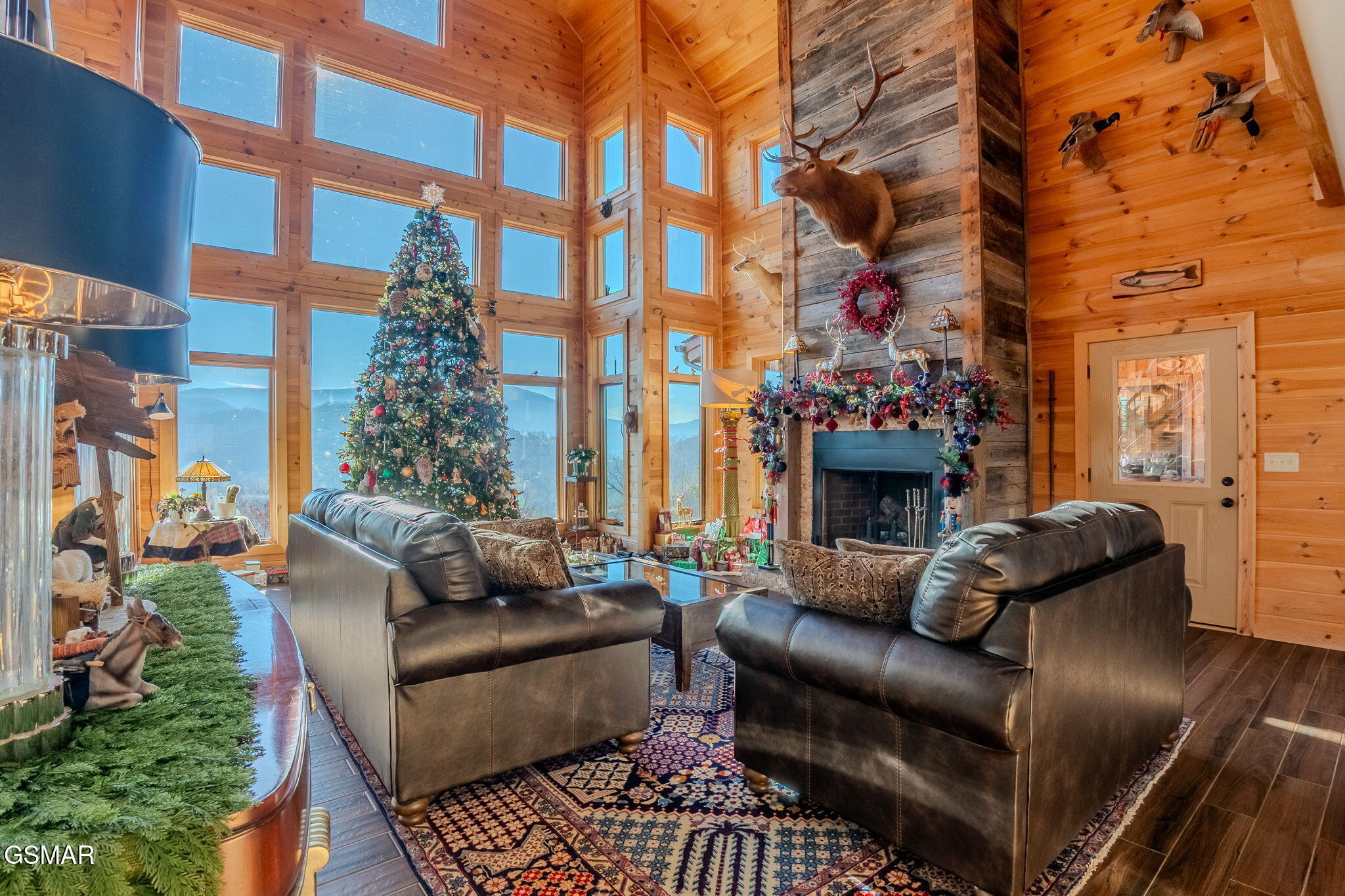 1642 Little Cove Road Sevierville TN 37862