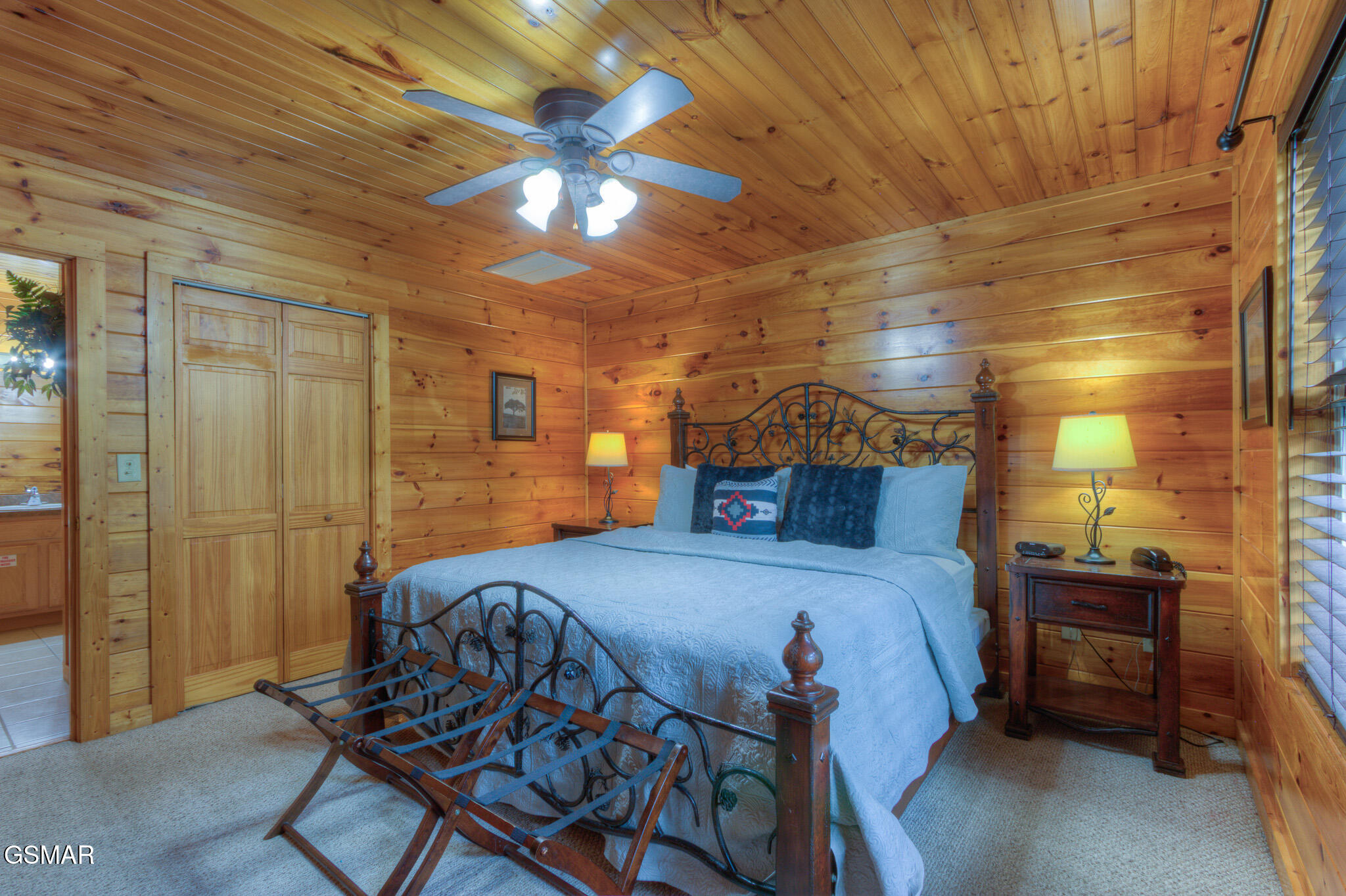 3810 Old Mountain Road Sevierville TN 37876