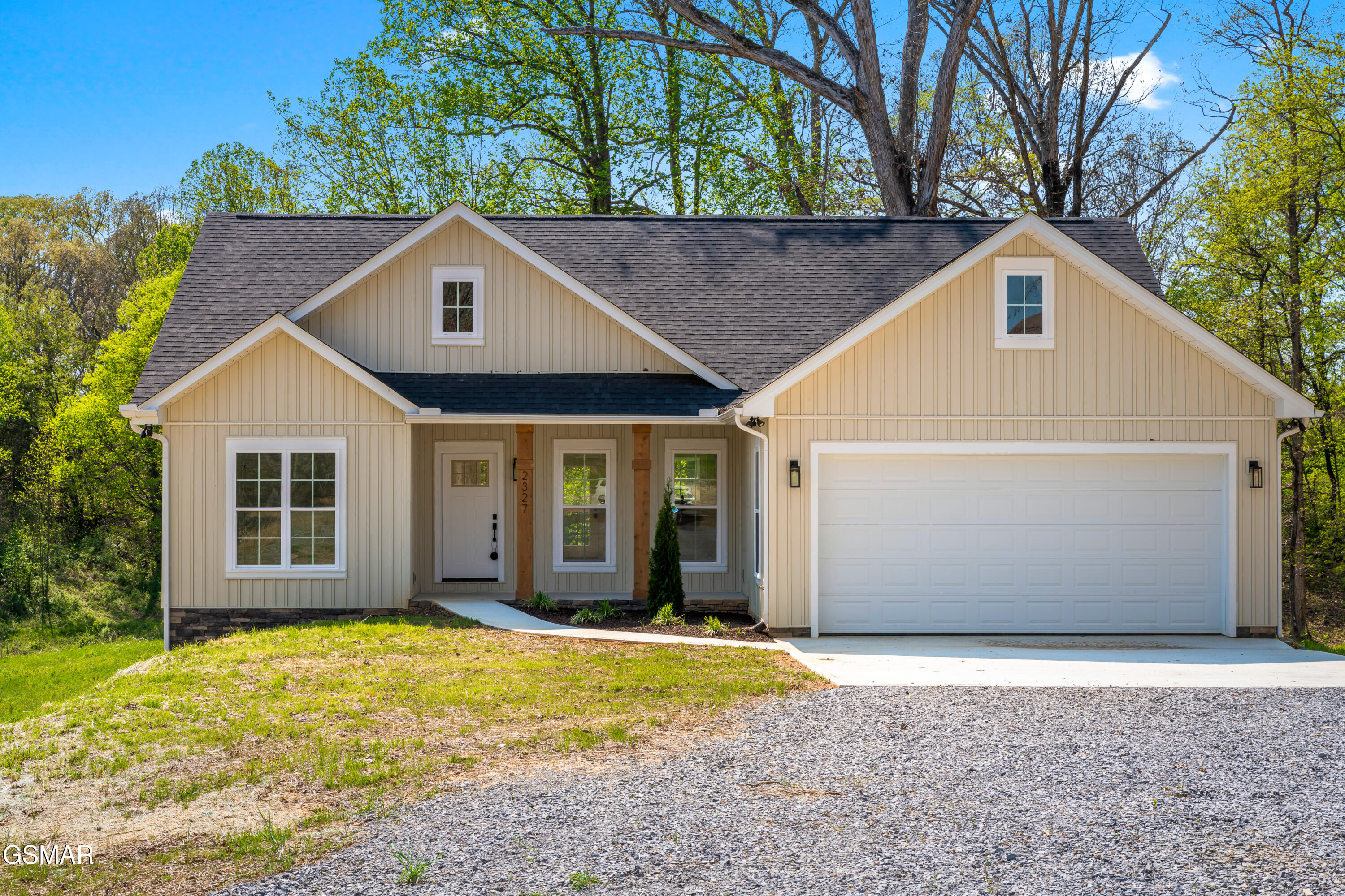 2327 Geraldine Way Sevierville TN 37876