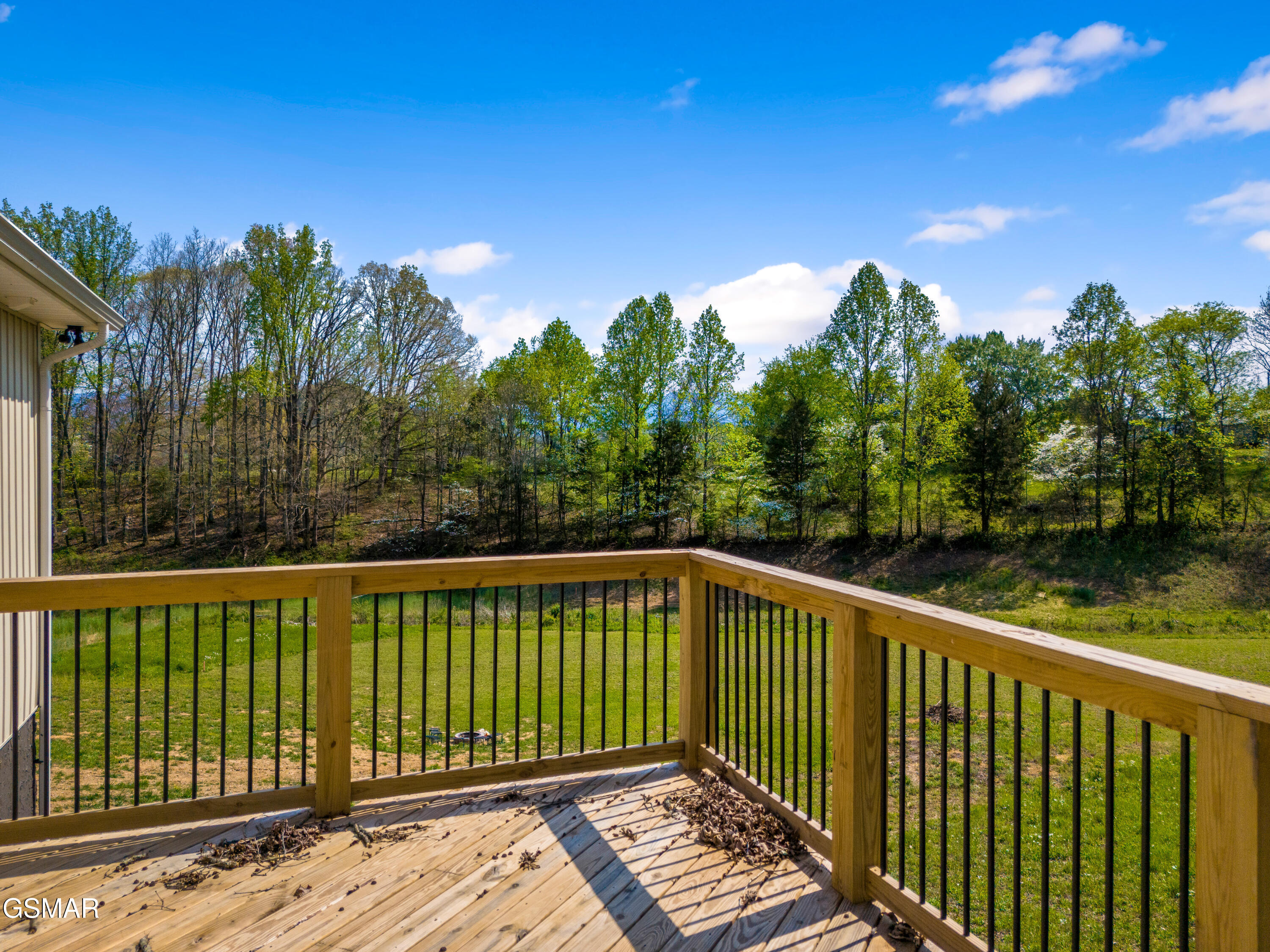 2327 Geraldine Way Sevierville TN 37876