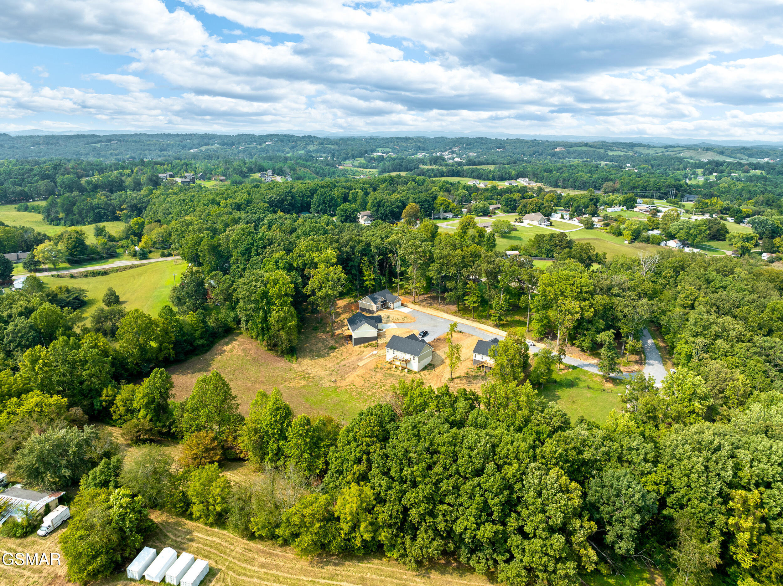 2327 Geraldine Way Sevierville TN 37876