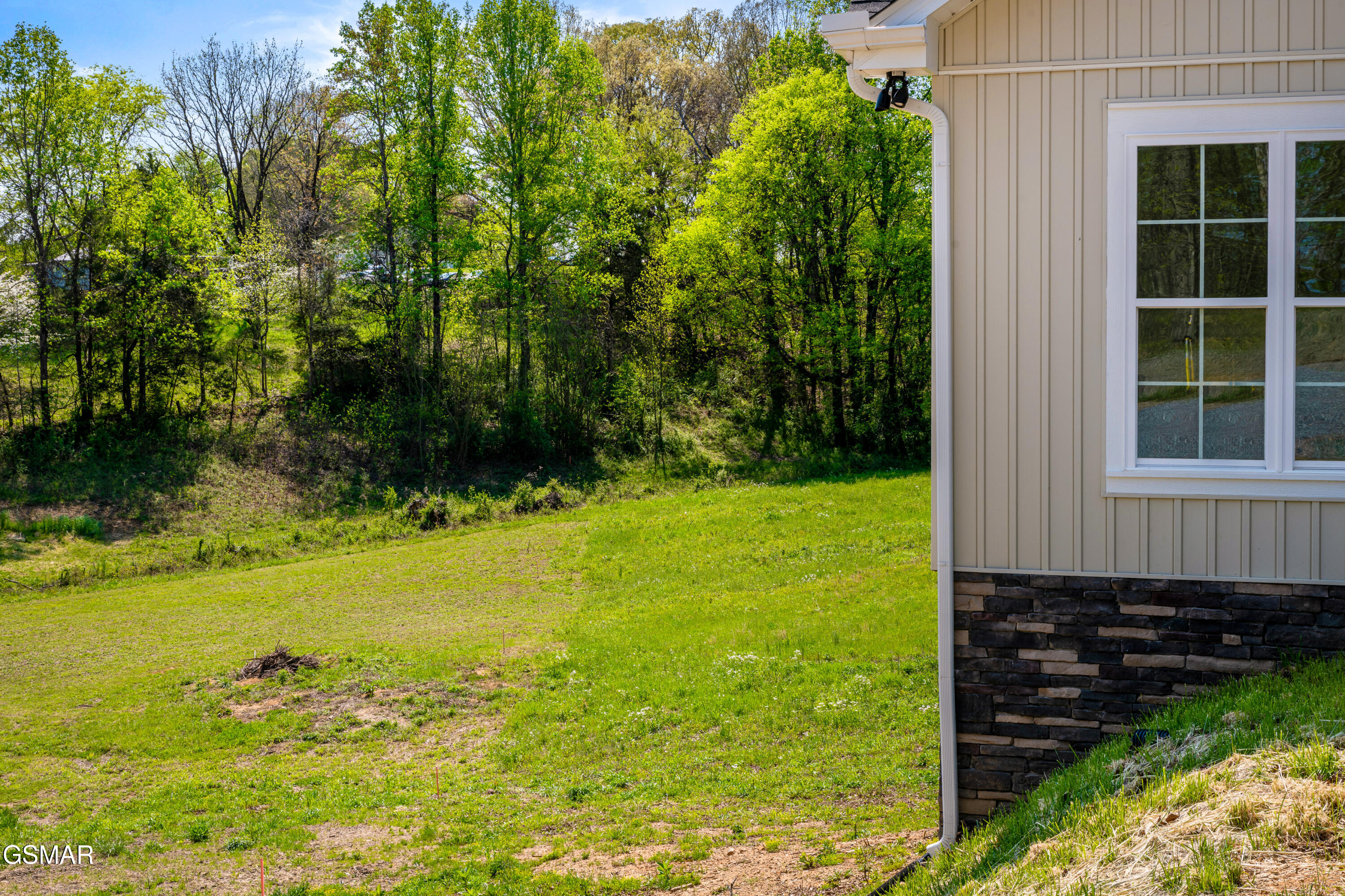 2327 Geraldine Way Sevierville TN 37876