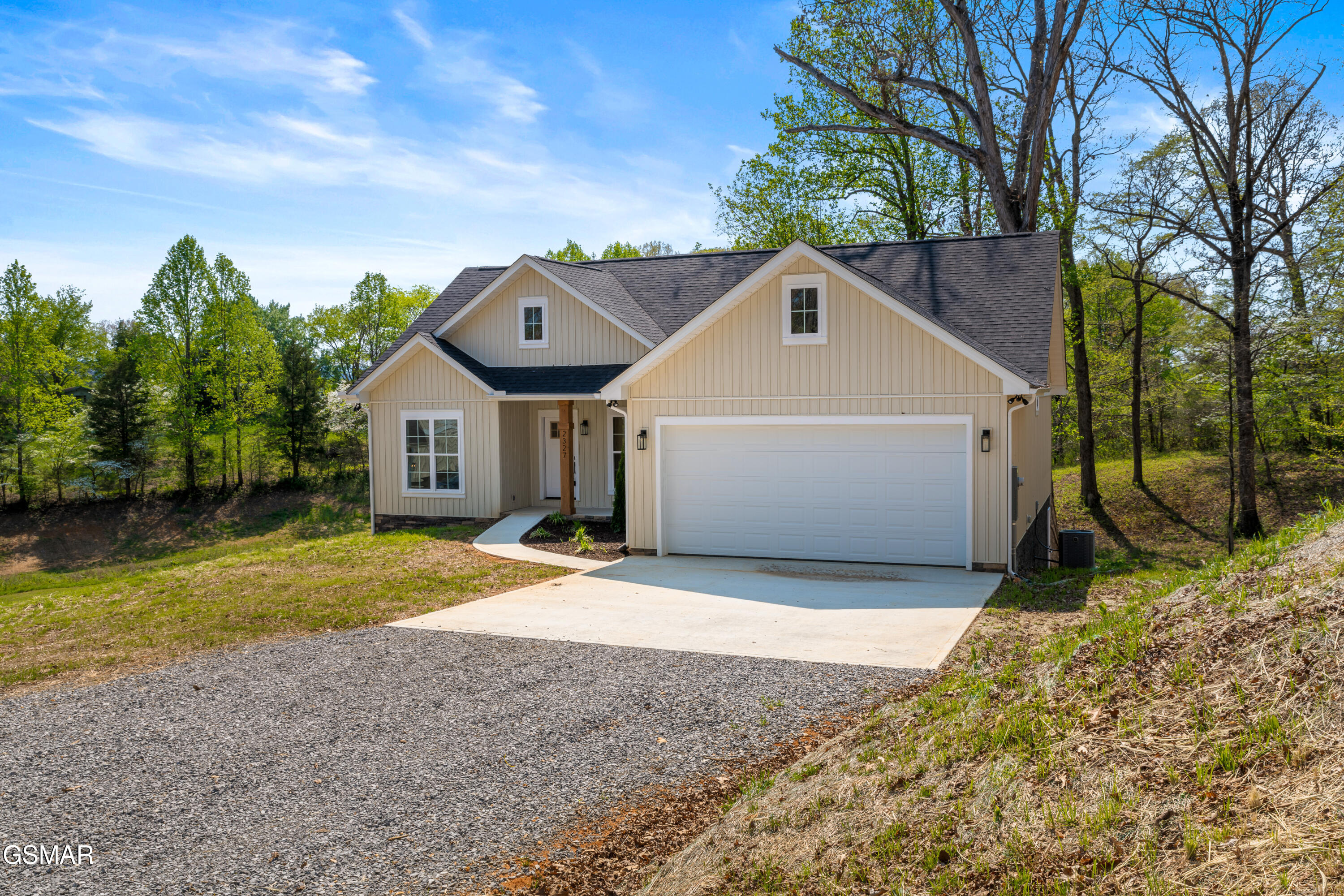 2327 Geraldine Way Sevierville TN 37876