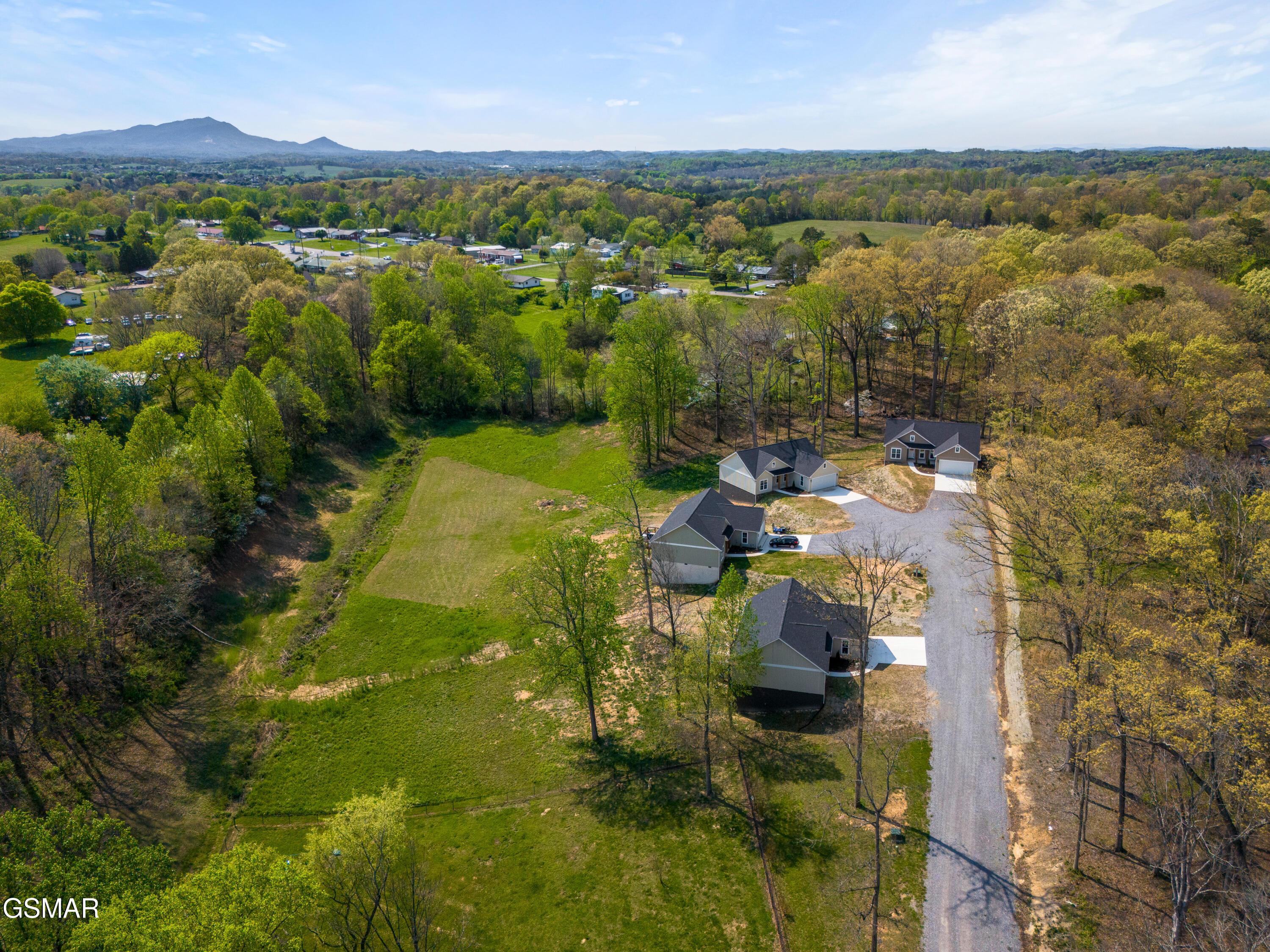 2327 Geraldine Way Sevierville TN 37876