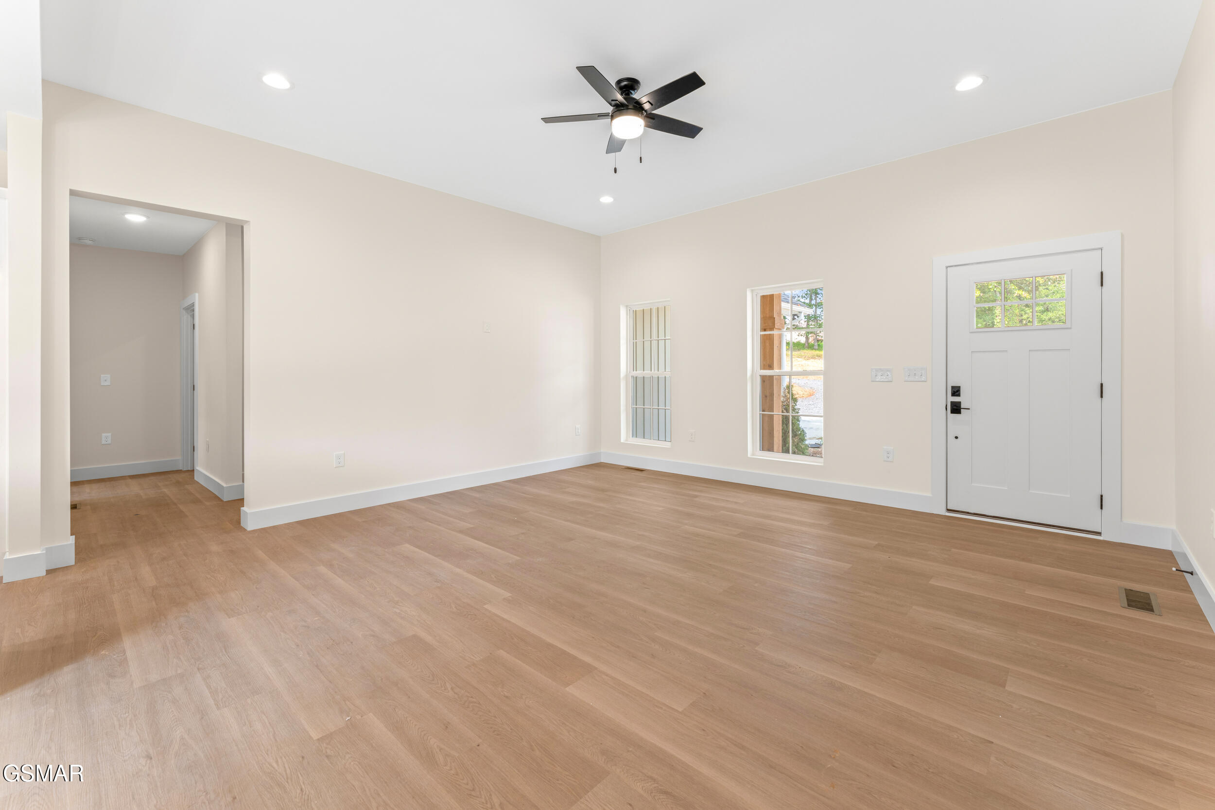 2327 Geraldine Way Sevierville TN 37876