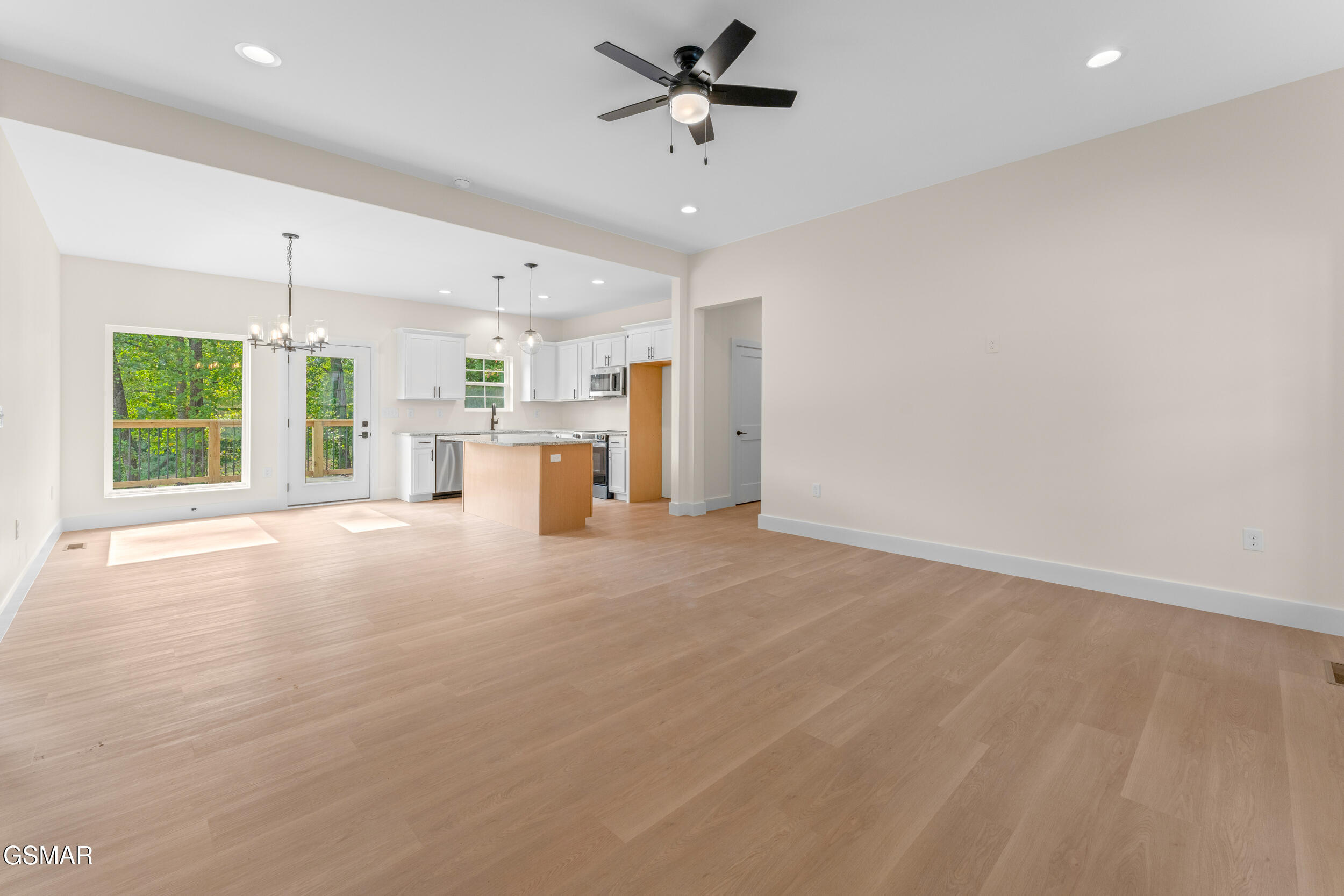 2327 Geraldine Way Sevierville TN 37876