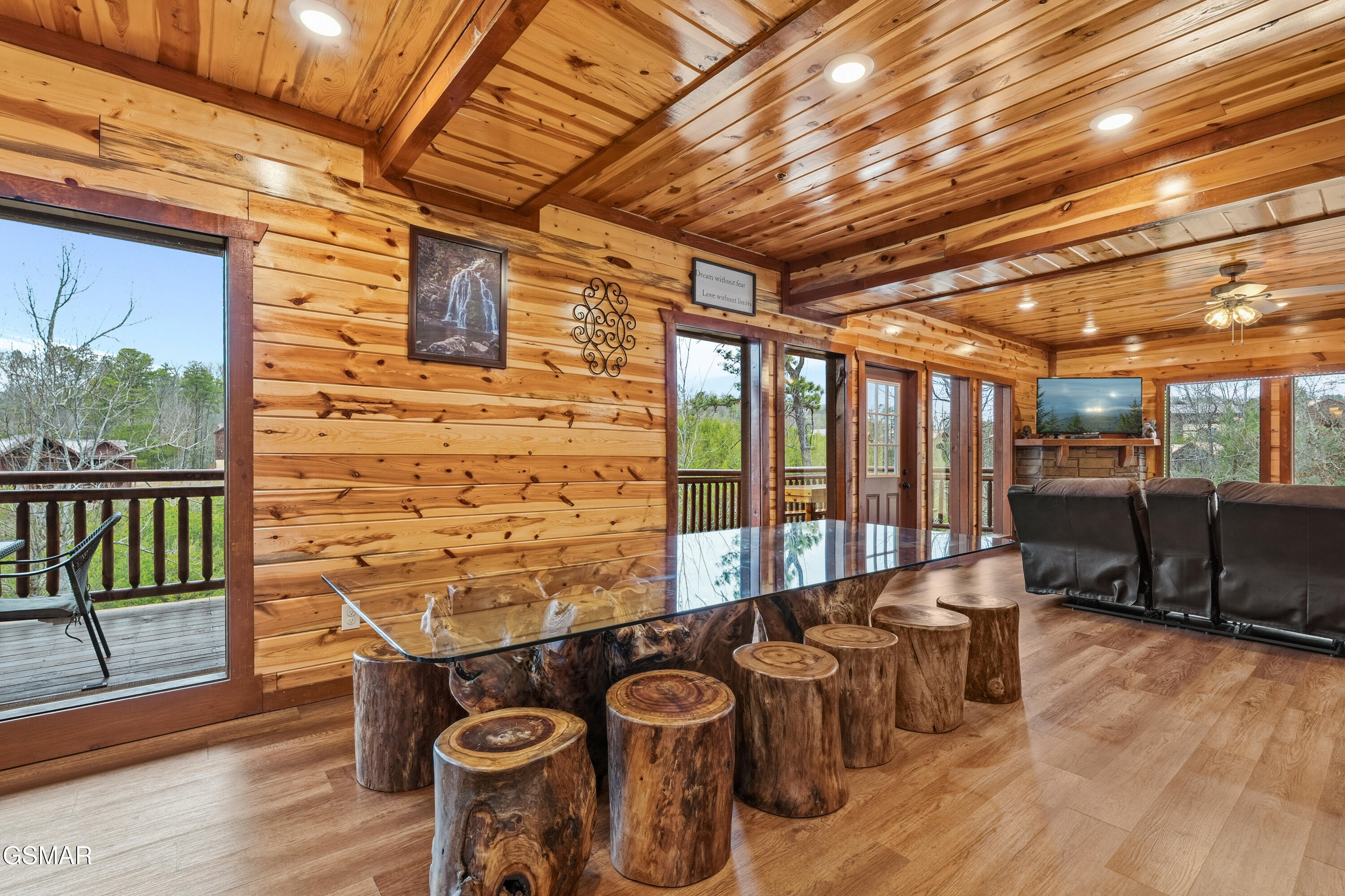 2864 Owens Ridge Way Sevierville TN 37876