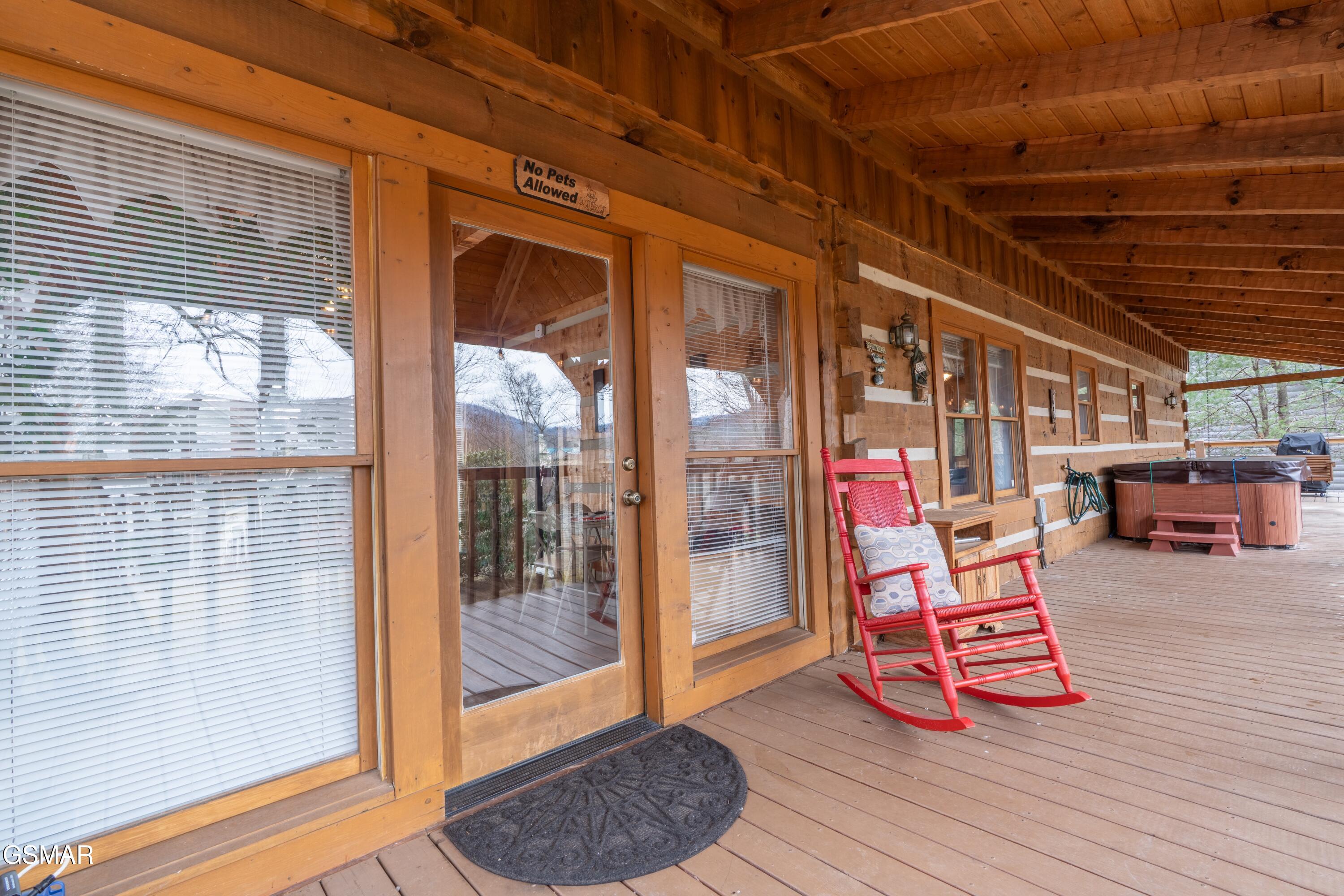 3380 Robeson Road Sevierville TN 37862