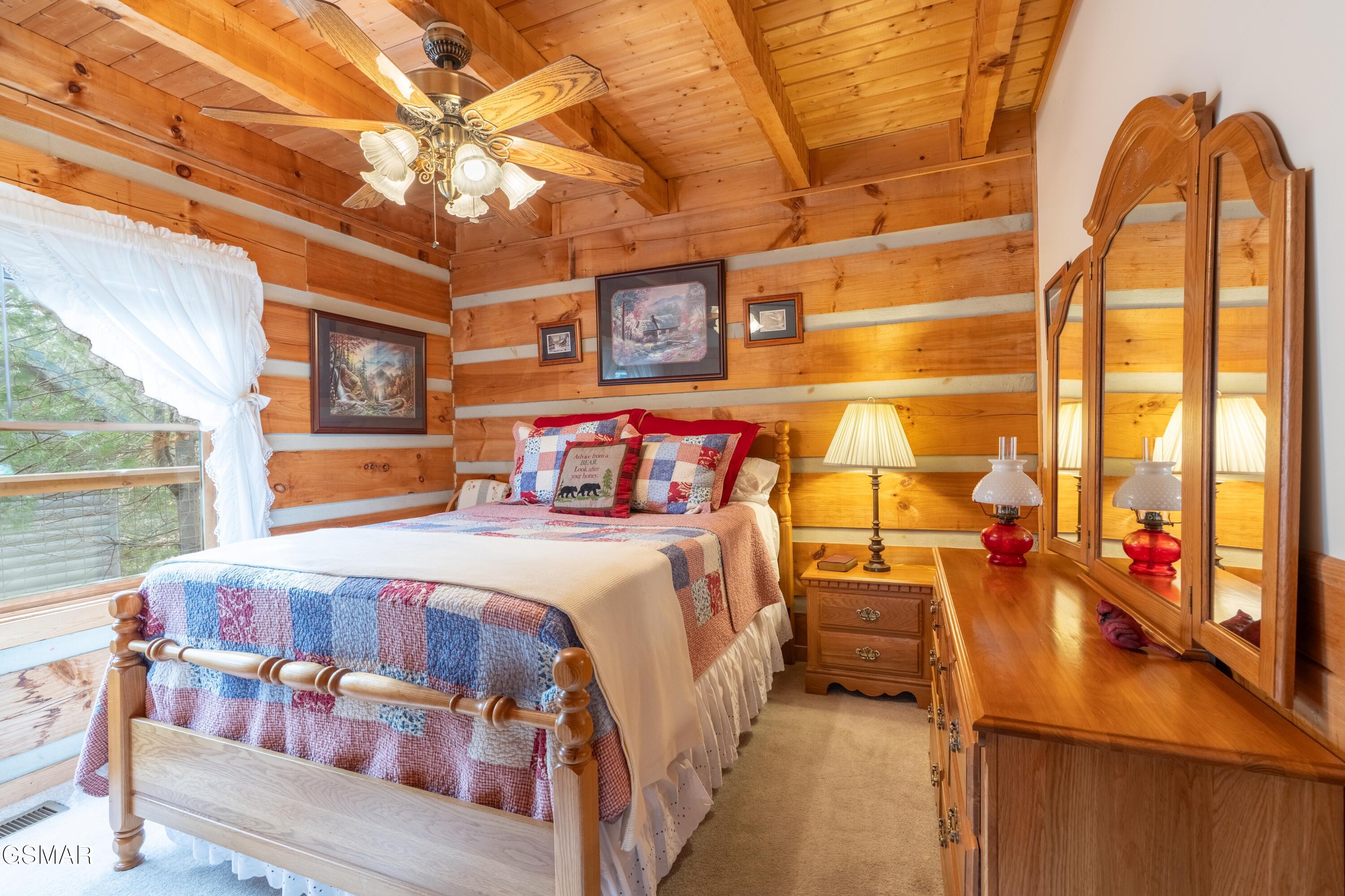 3380 Robeson Road Sevierville TN 37862