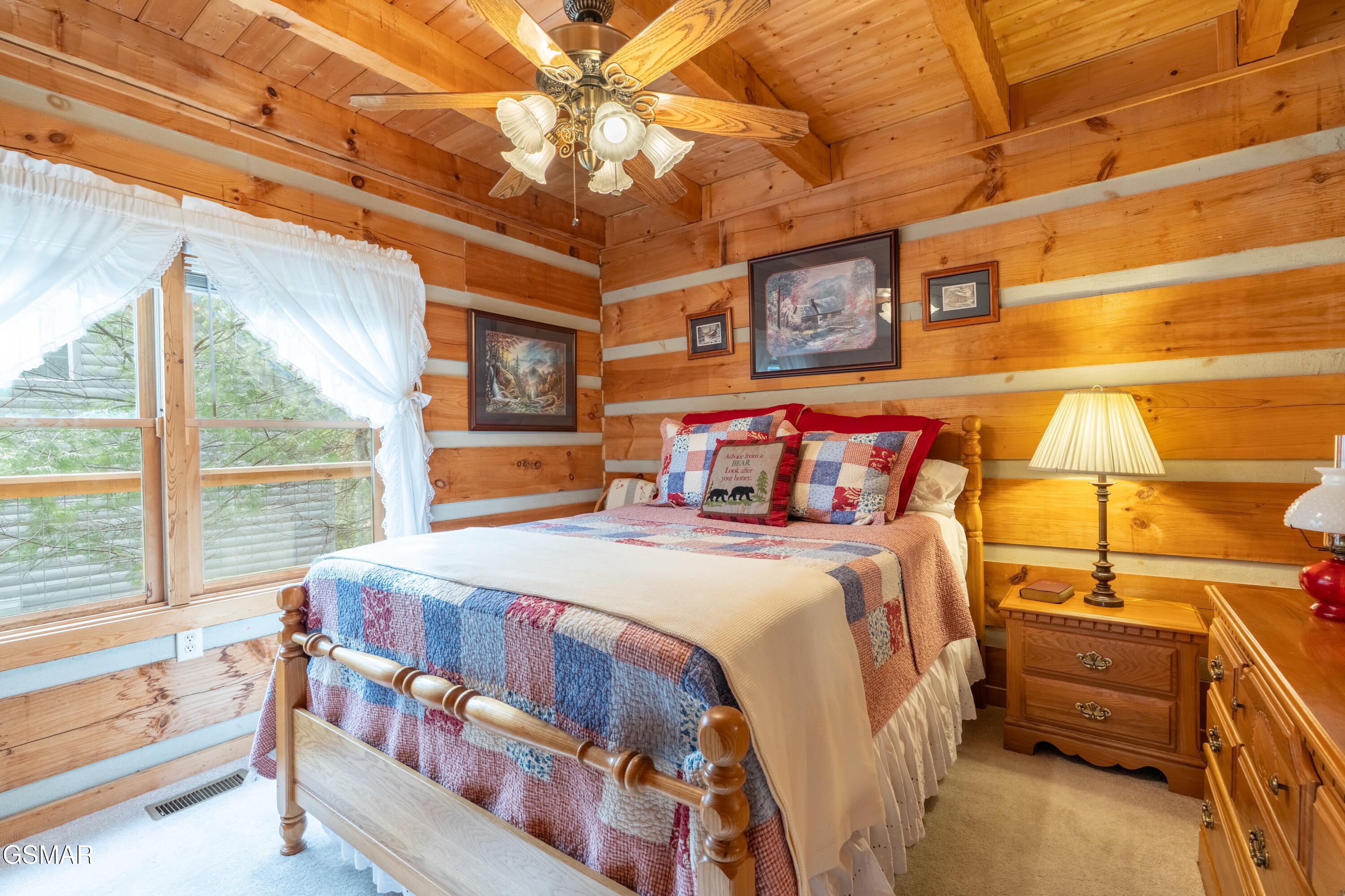 3380 Robeson Road Sevierville TN 37862