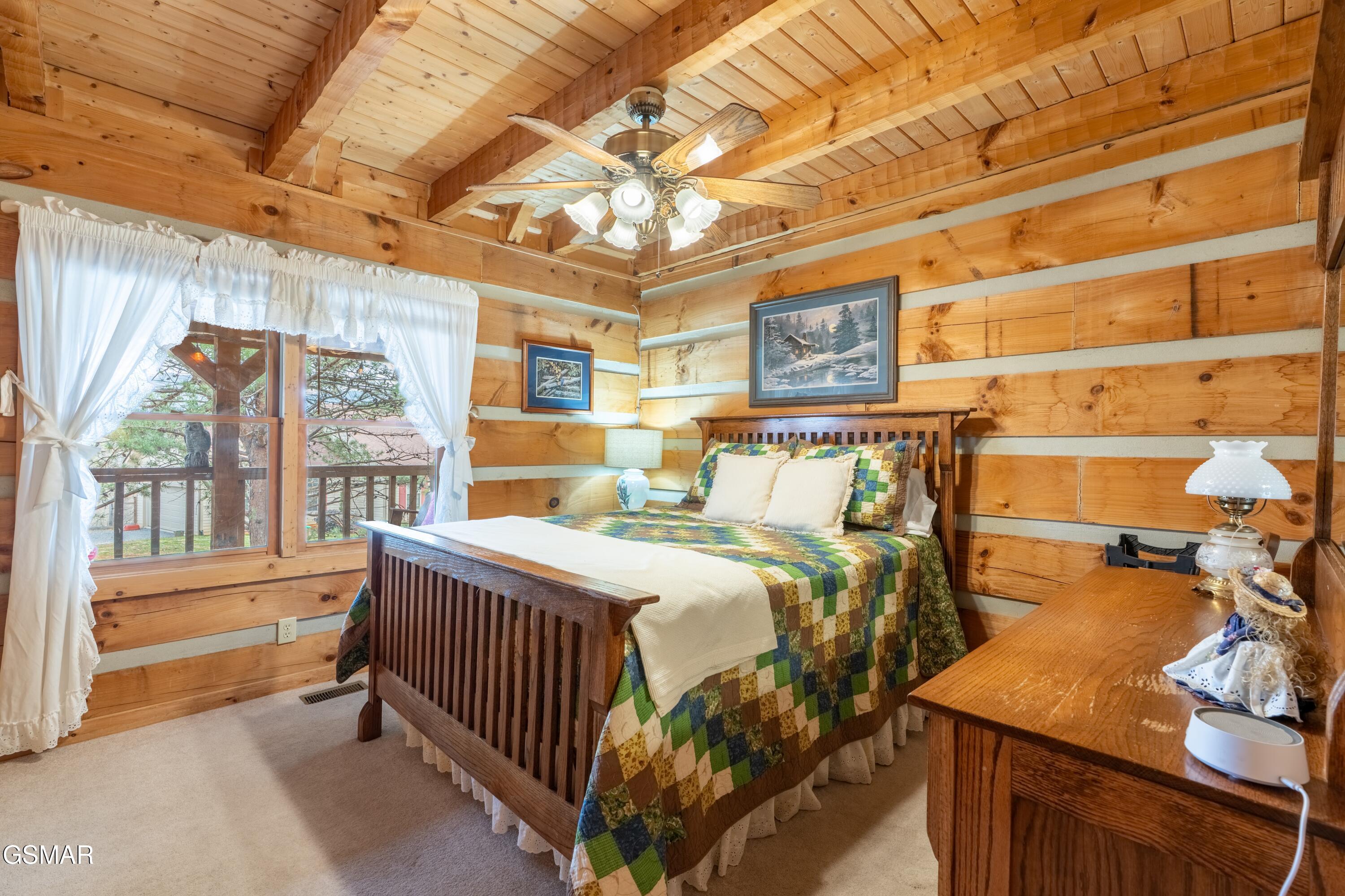 3380 Robeson Road Sevierville TN 37862