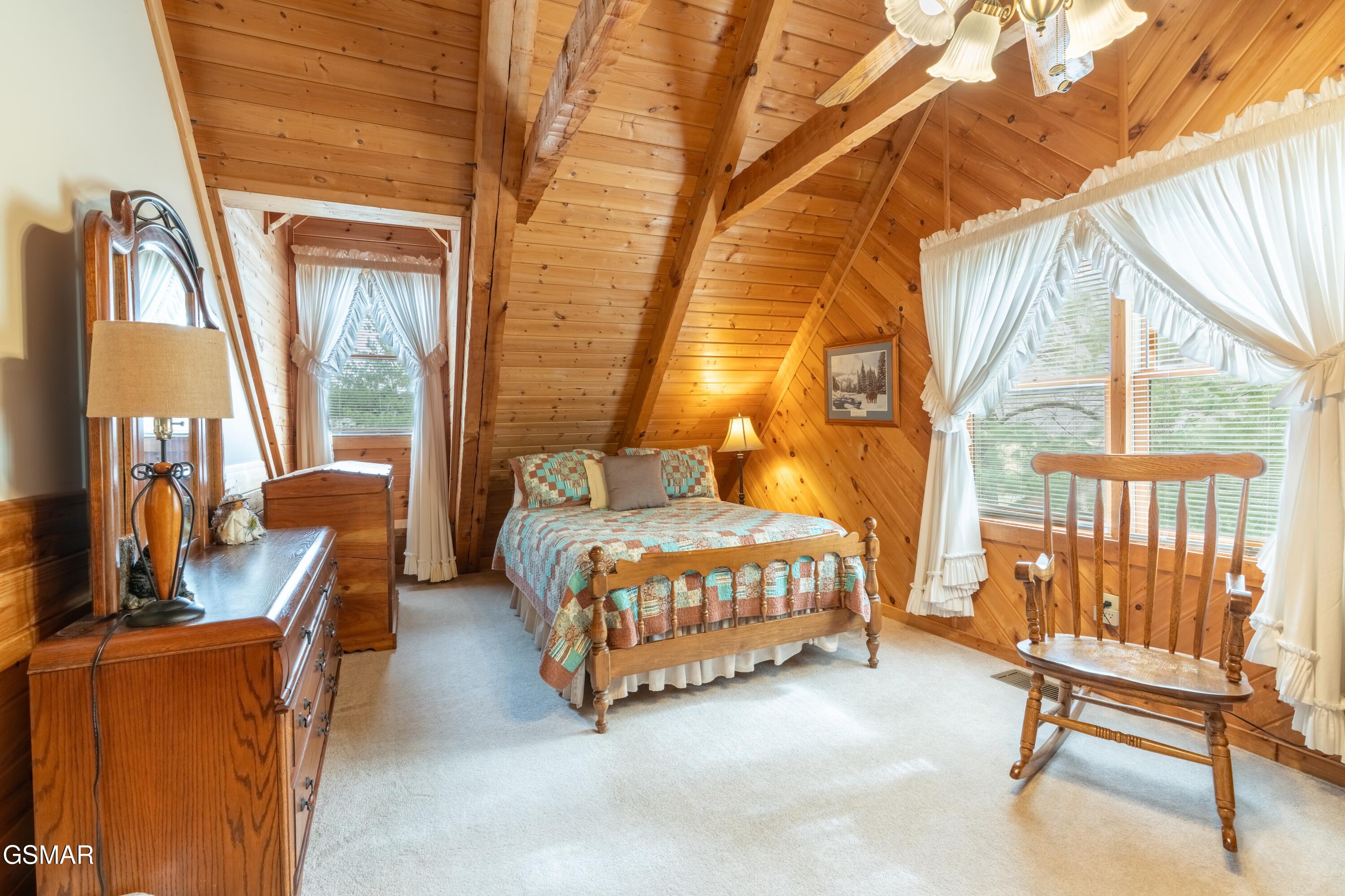 3380 Robeson Road Sevierville TN 37862