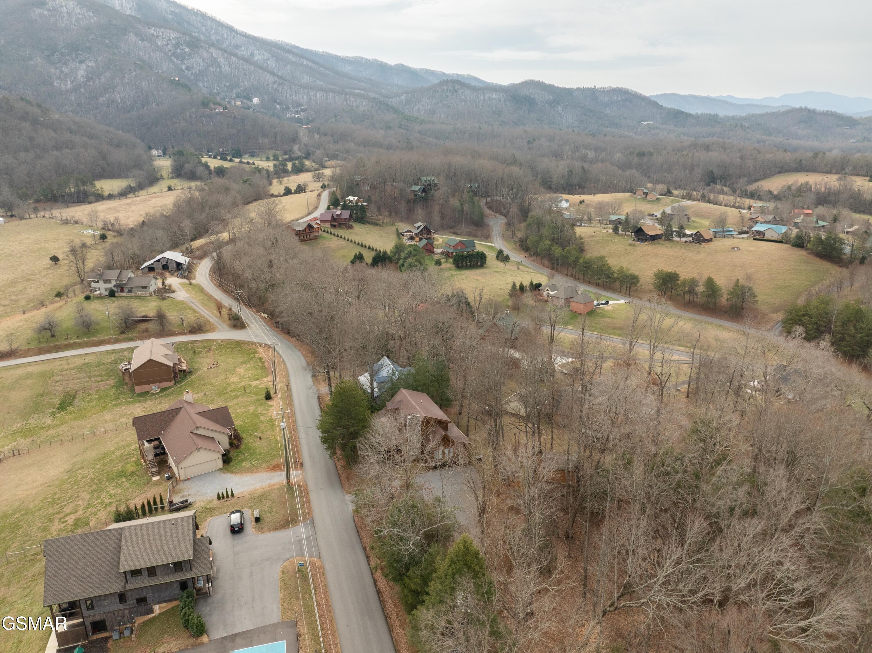 3380 Robeson Road Sevierville TN 37862